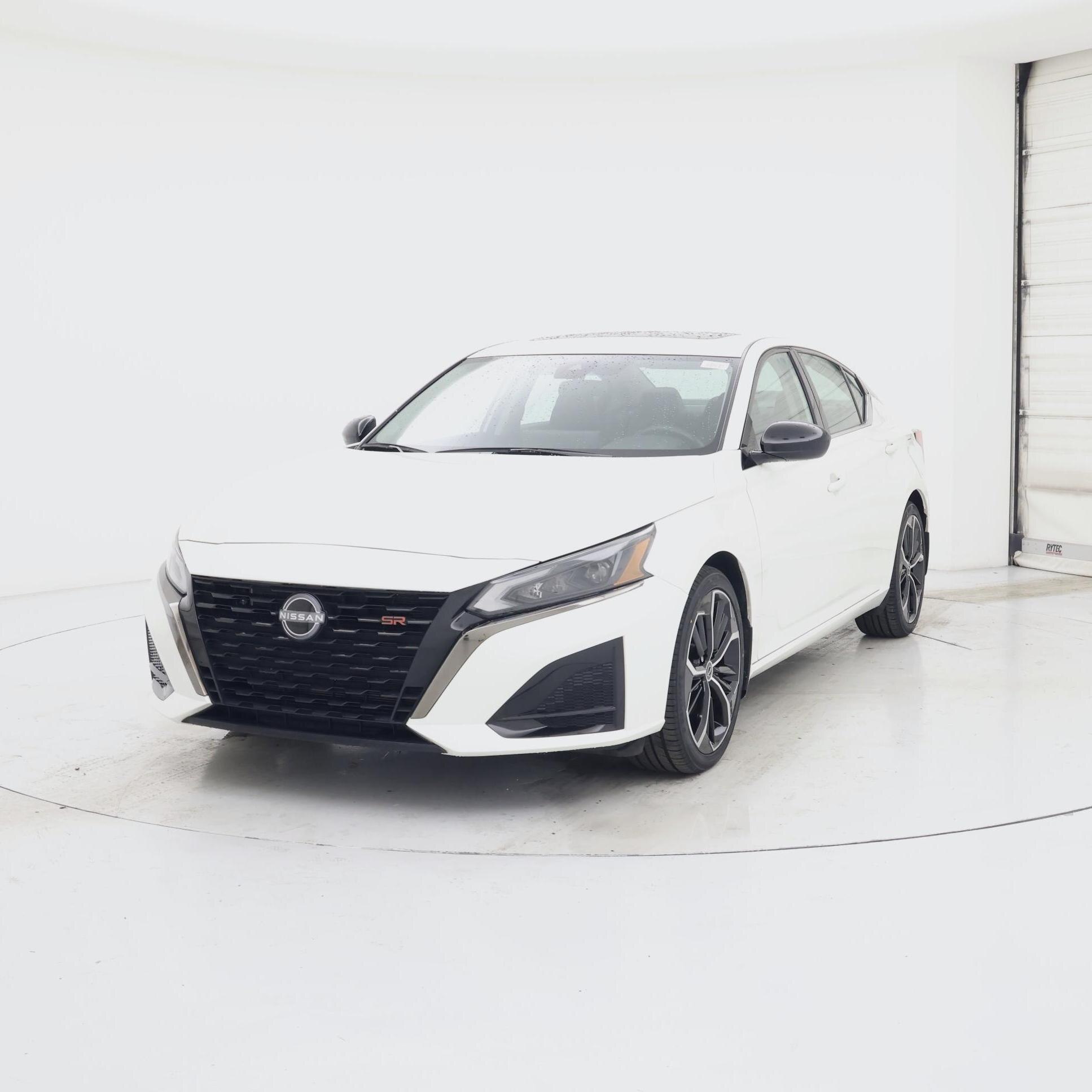 Thumbnail: 2023 Nissan Altima - 4