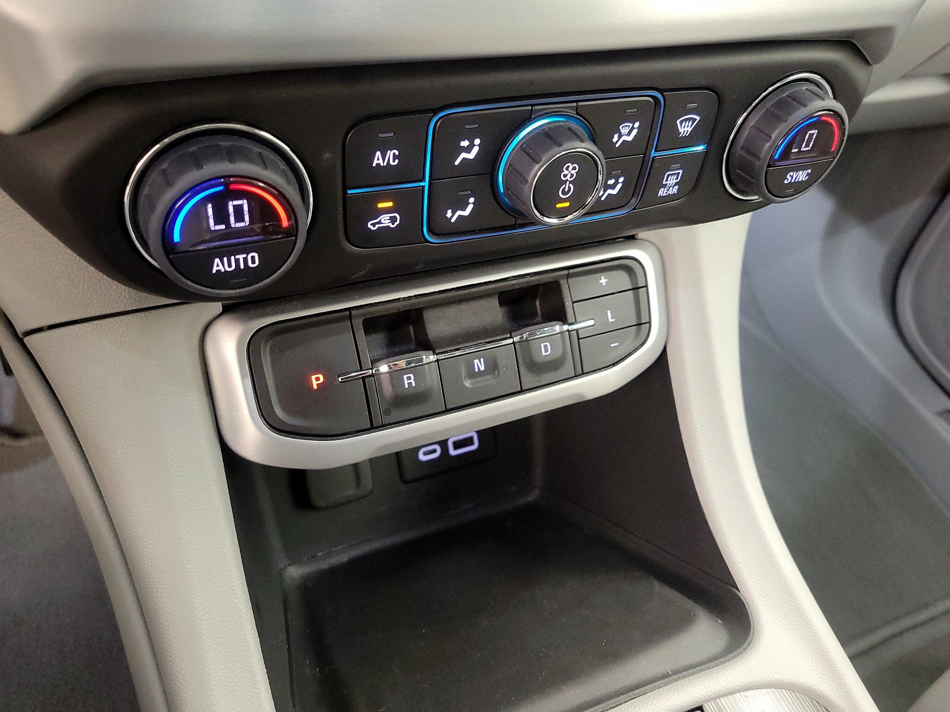 Thumbnail: 2023 GMC Acadia - 16