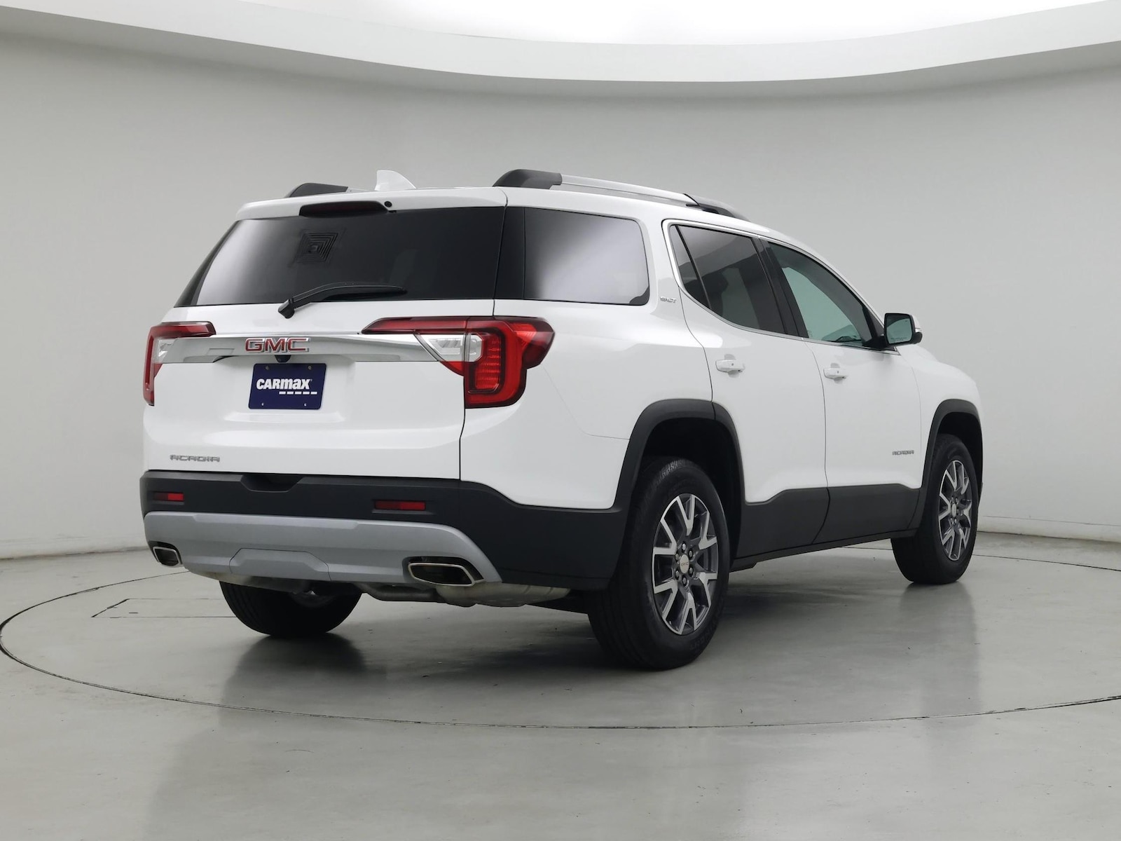 2023 GMC Acadia SLT - Photo 9