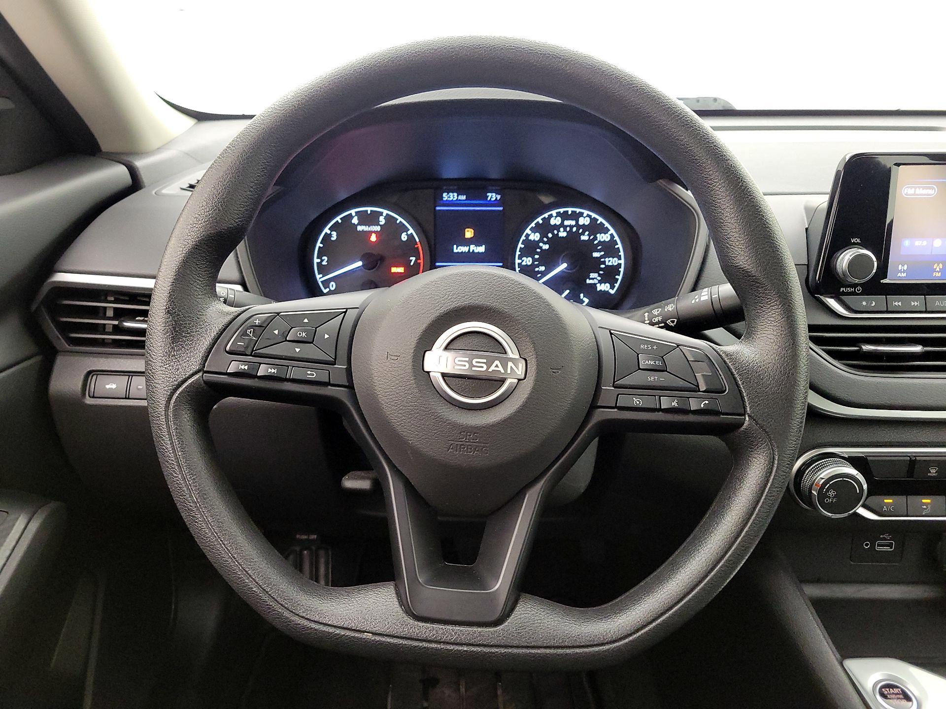 Thumbnail: 2023 Nissan Altima - 10