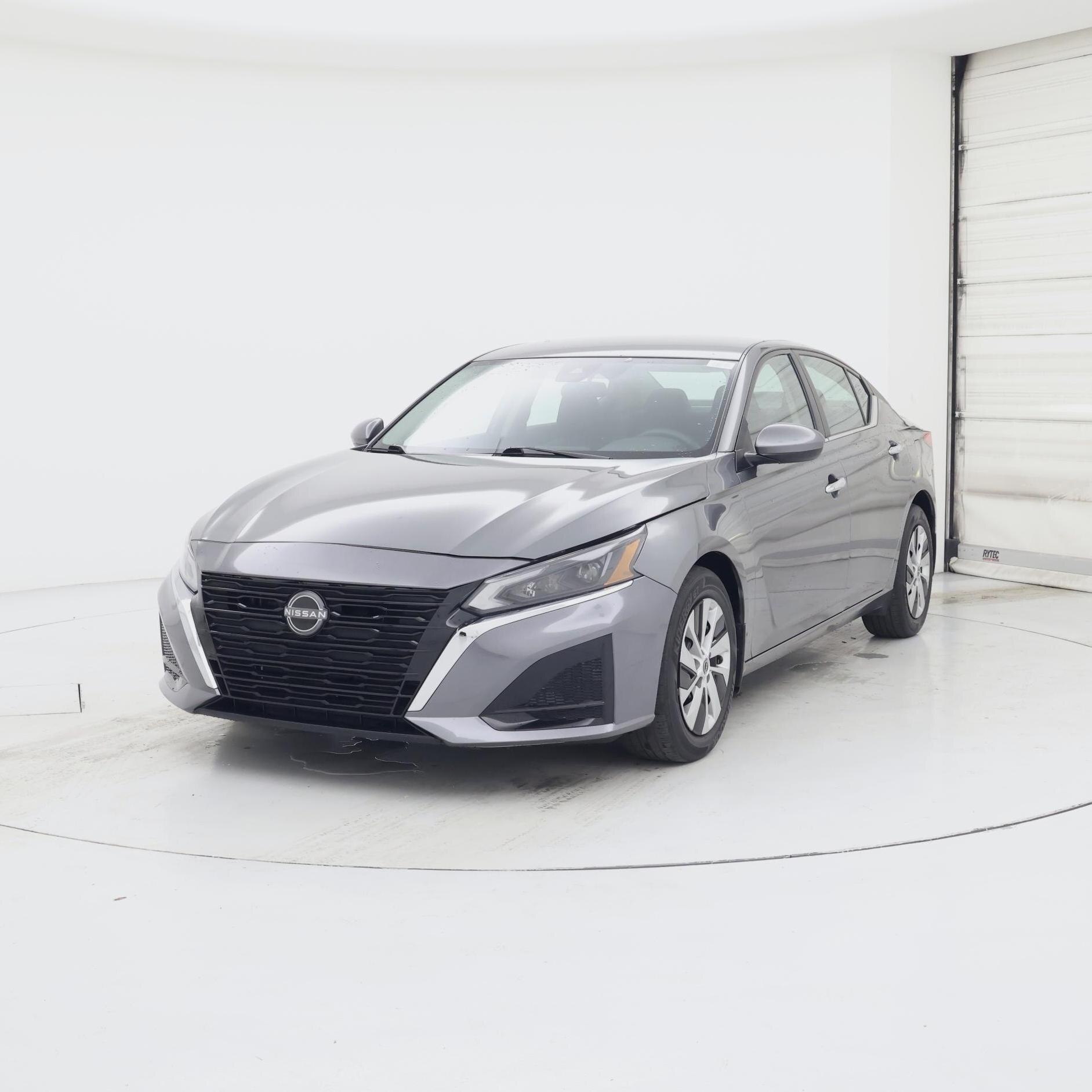 Thumbnail: 2023 Nissan Altima - 4