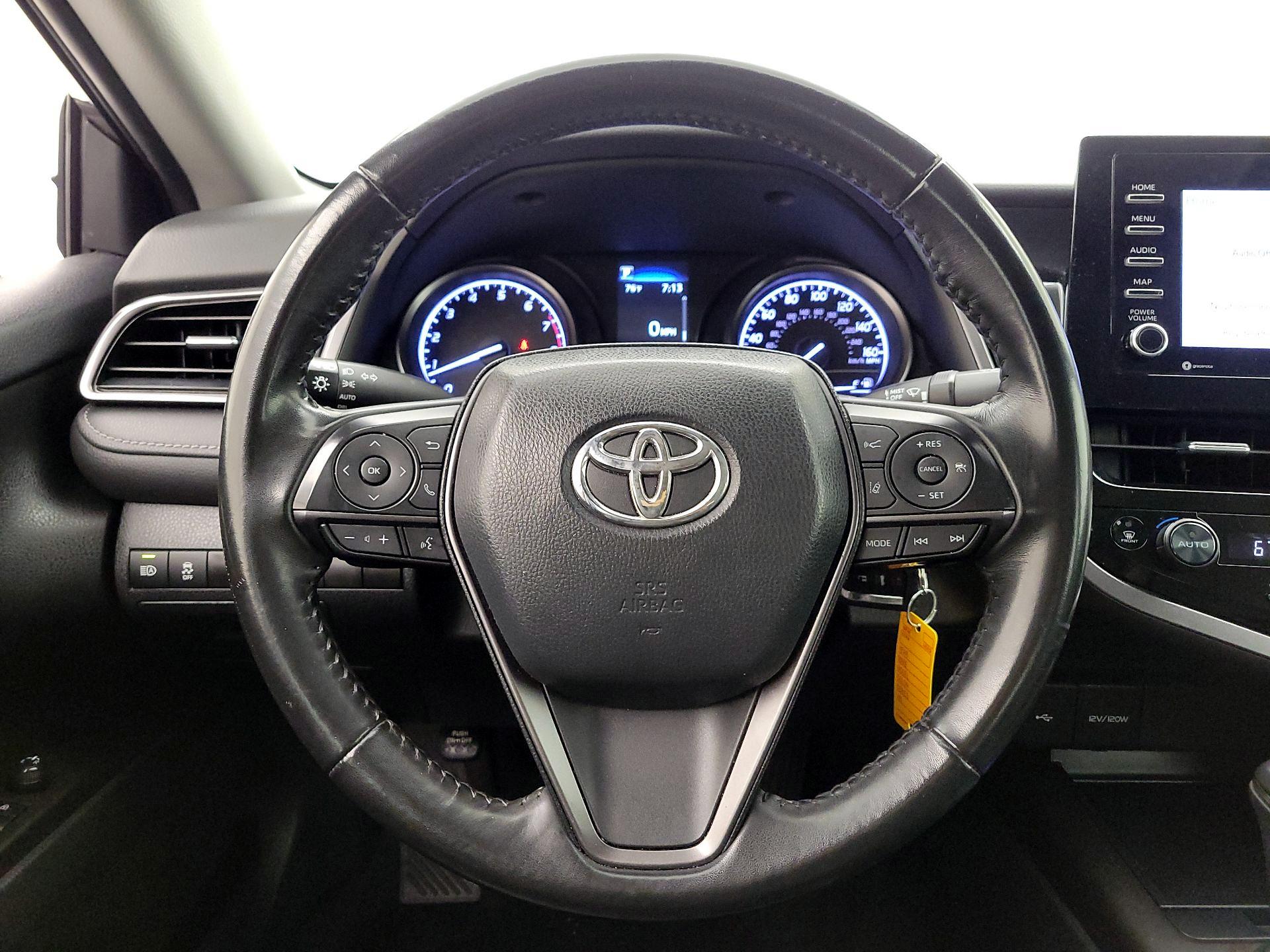 Thumbnail: 2023 Toyota Camry - 10
