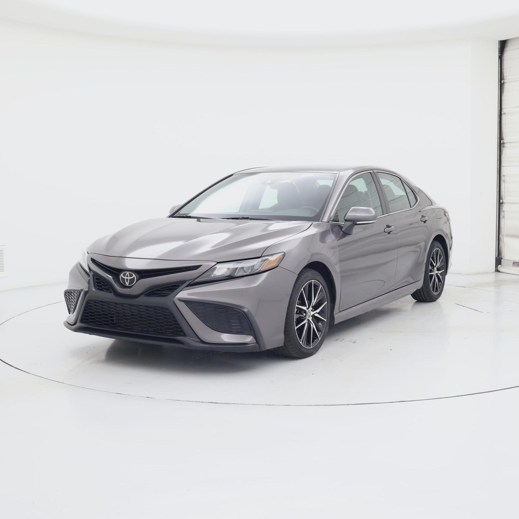 Thumbnail: 2023 Toyota Camry - 4