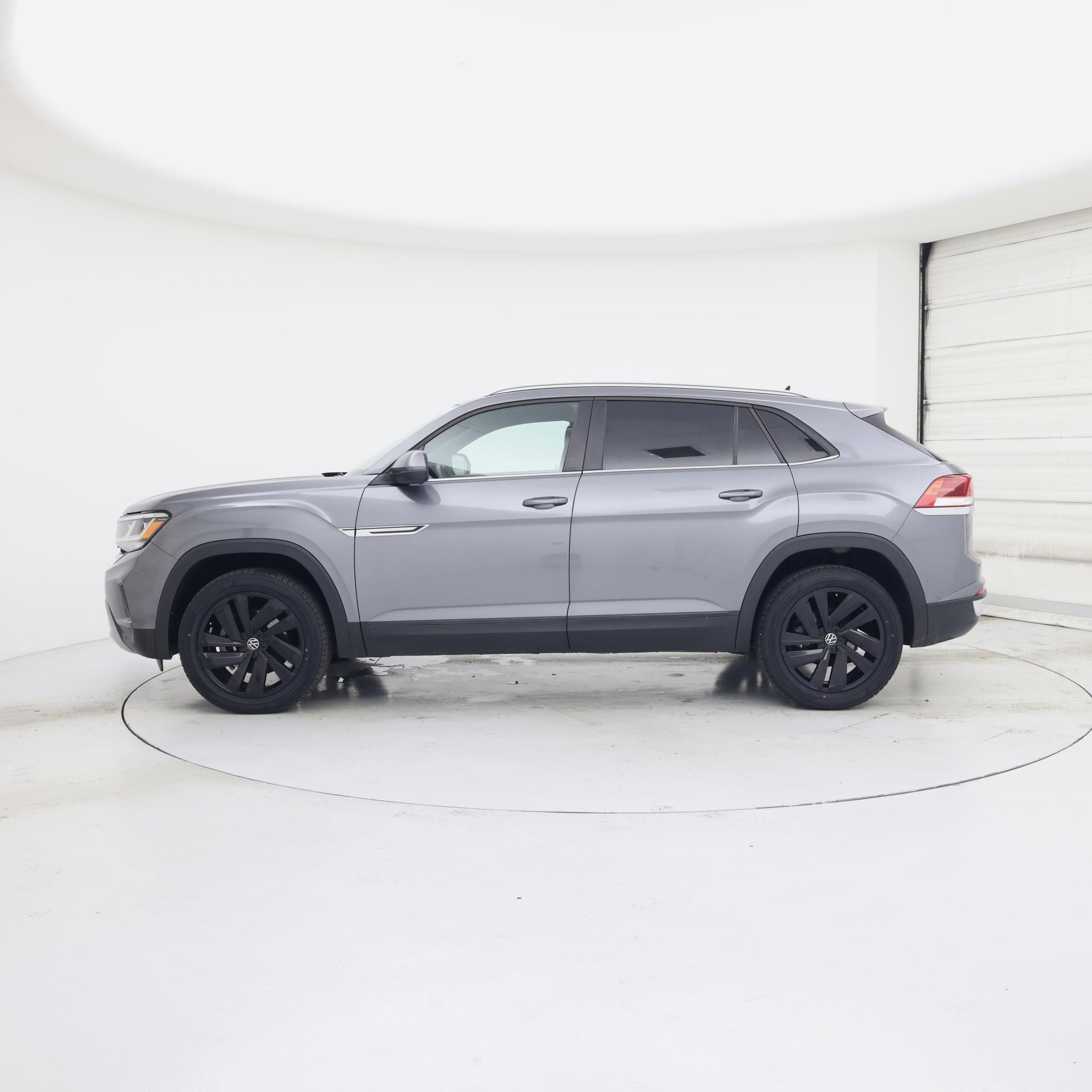 Thumbnail: 2022 Volkswagen Atlas - 3