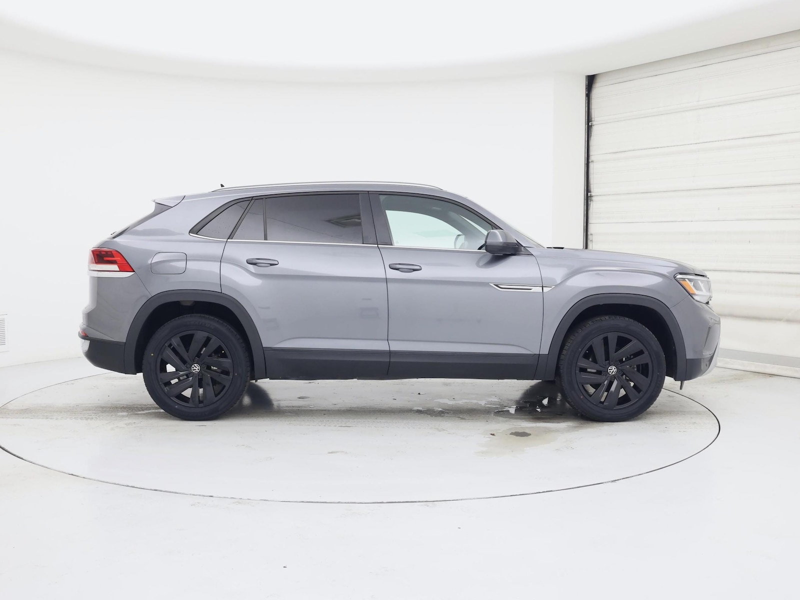 2022 Volkswagen Atlas Cross Sport SE w/Tech - Photo 8