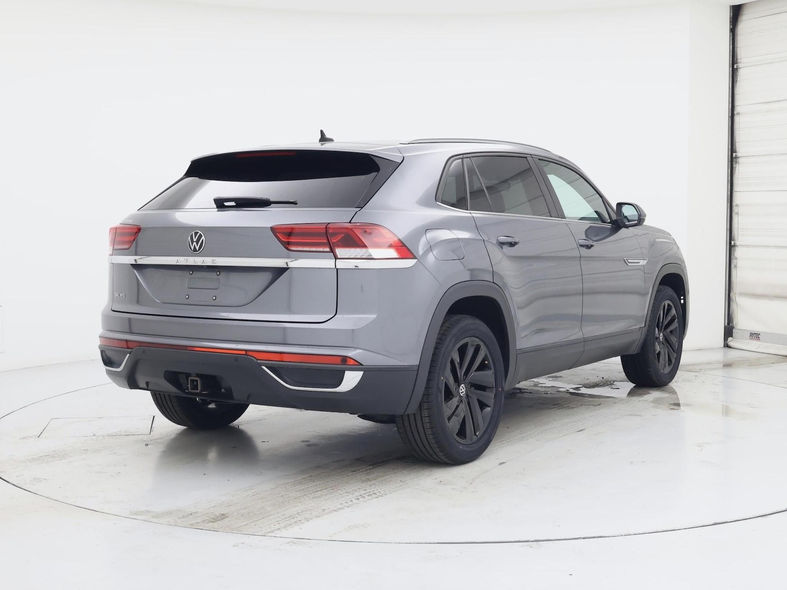 2022 Volkswagen Atlas Cross Sport SE w/Tech - Photo 9