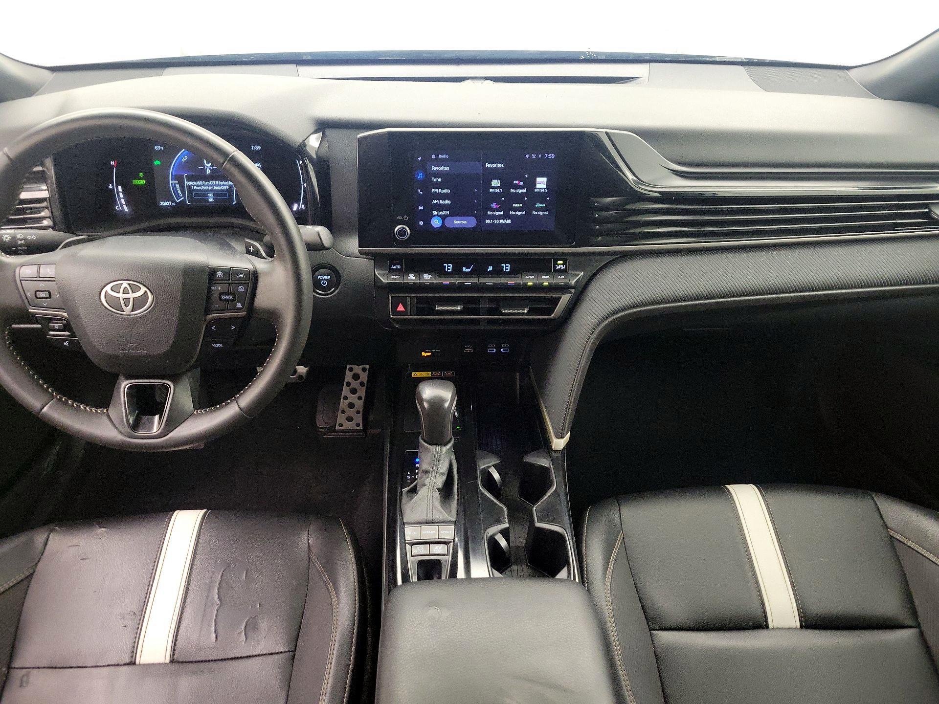 Thumbnail: 2025 Toyota Camry - 9