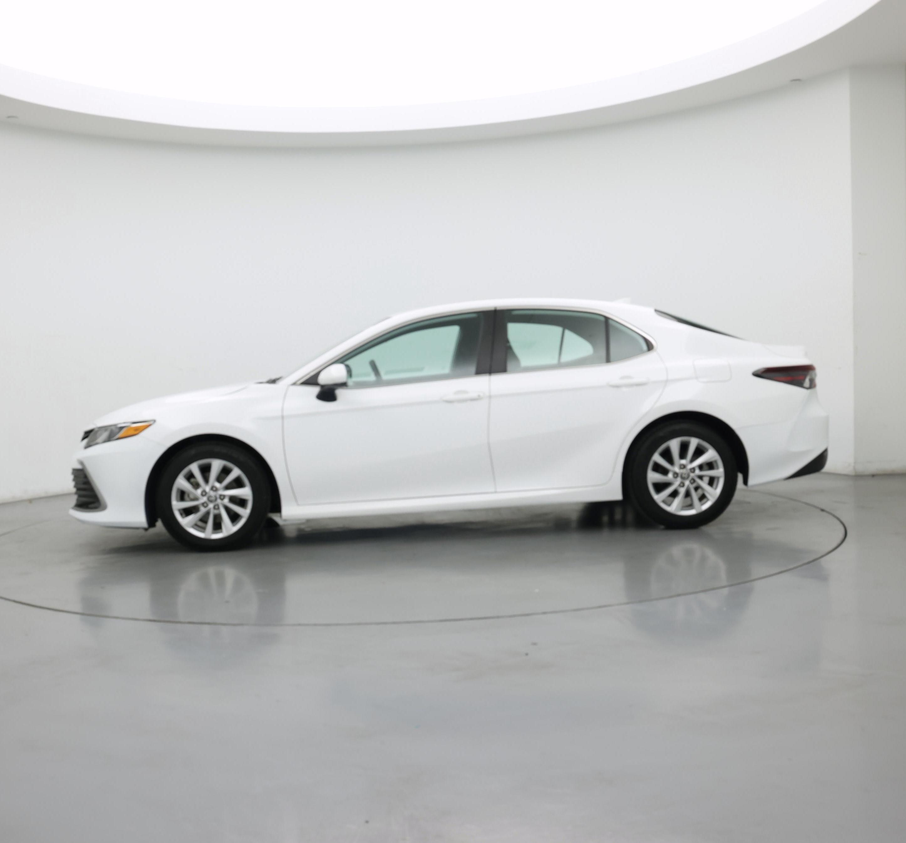 Thumbnail: 2024 Toyota Camry - 3