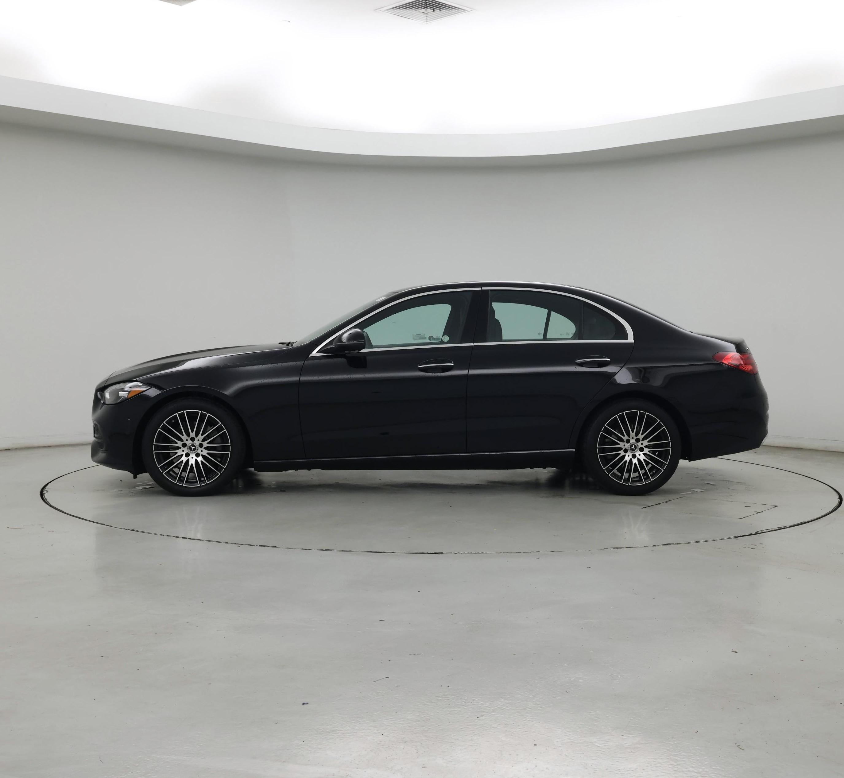 Thumbnail: 2025 Mercedes-Benz C-Class - 3