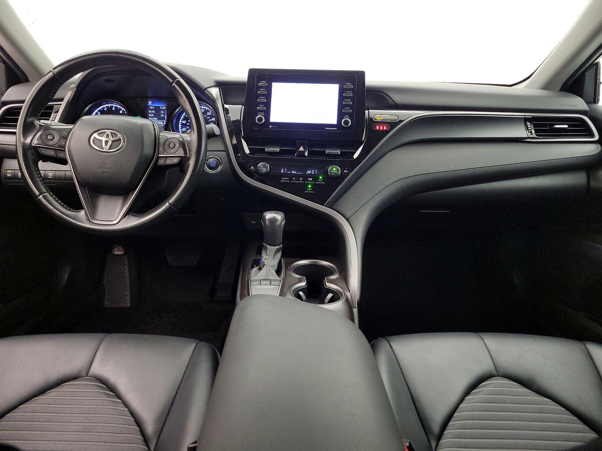 Thumbnail: 2022 Toyota Camry - 9