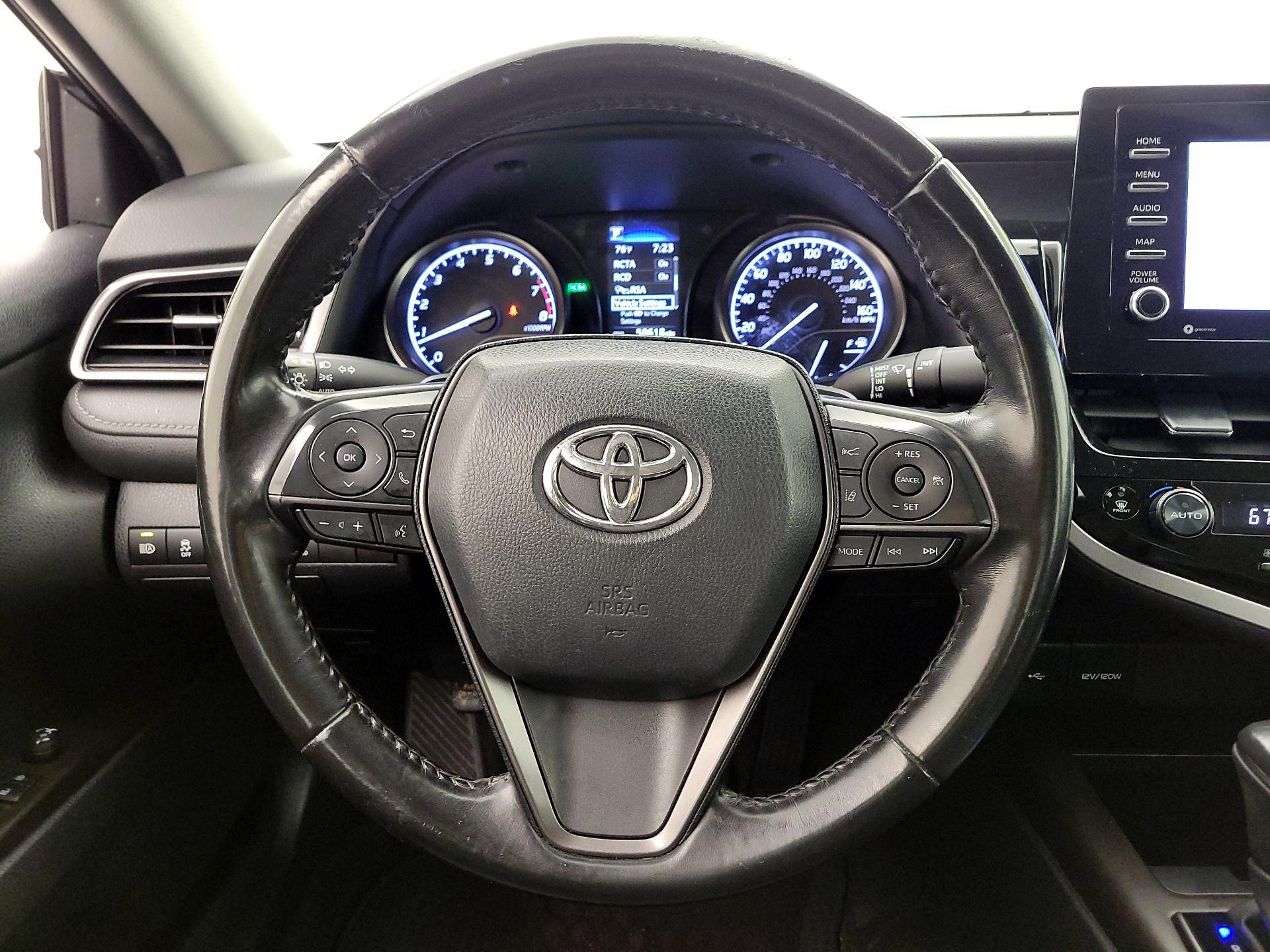 Thumbnail: 2022 Toyota Camry - 10