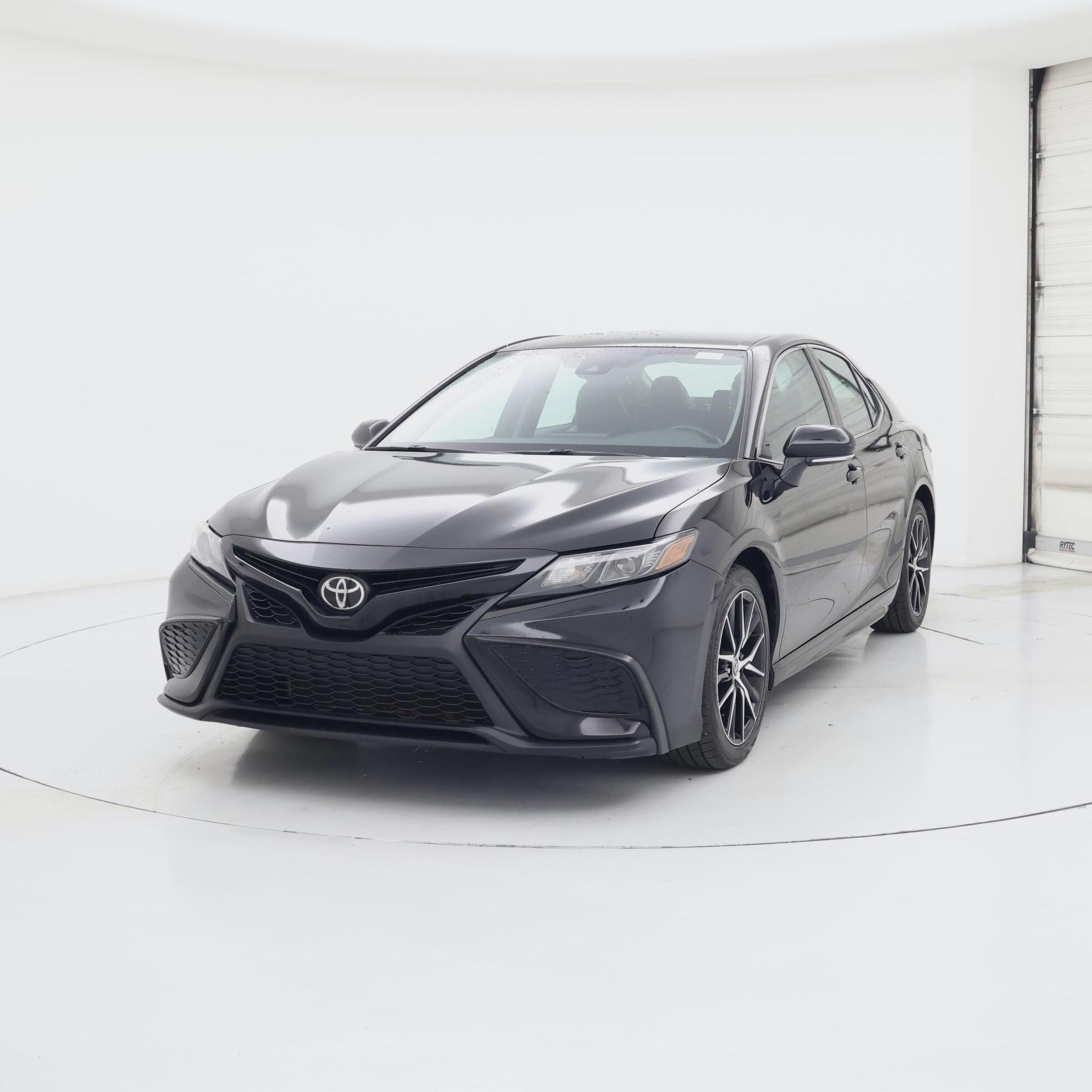 Thumbnail: 2022 Toyota Camry - 4