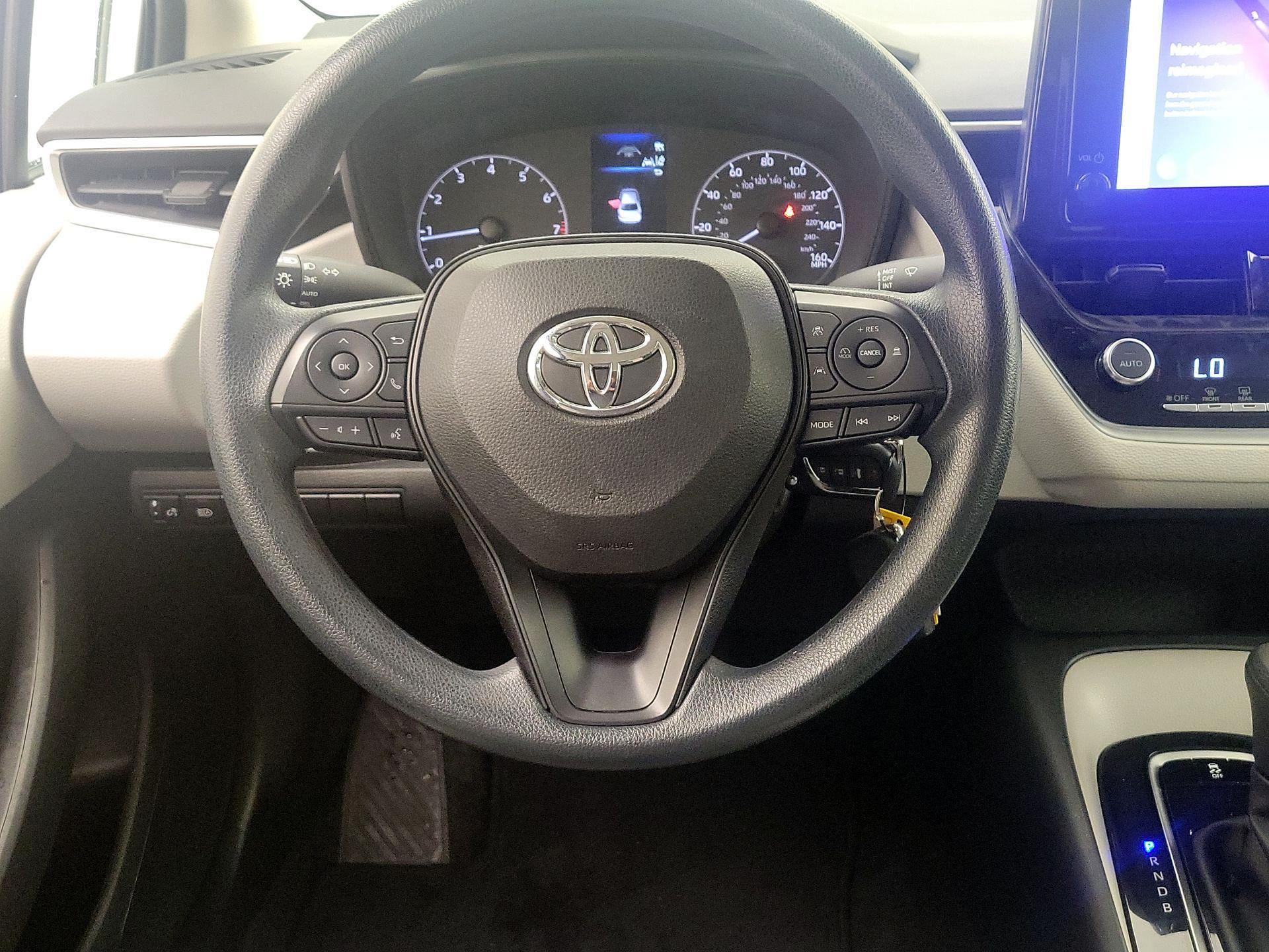 Thumbnail: 2023 Toyota Corolla - 10