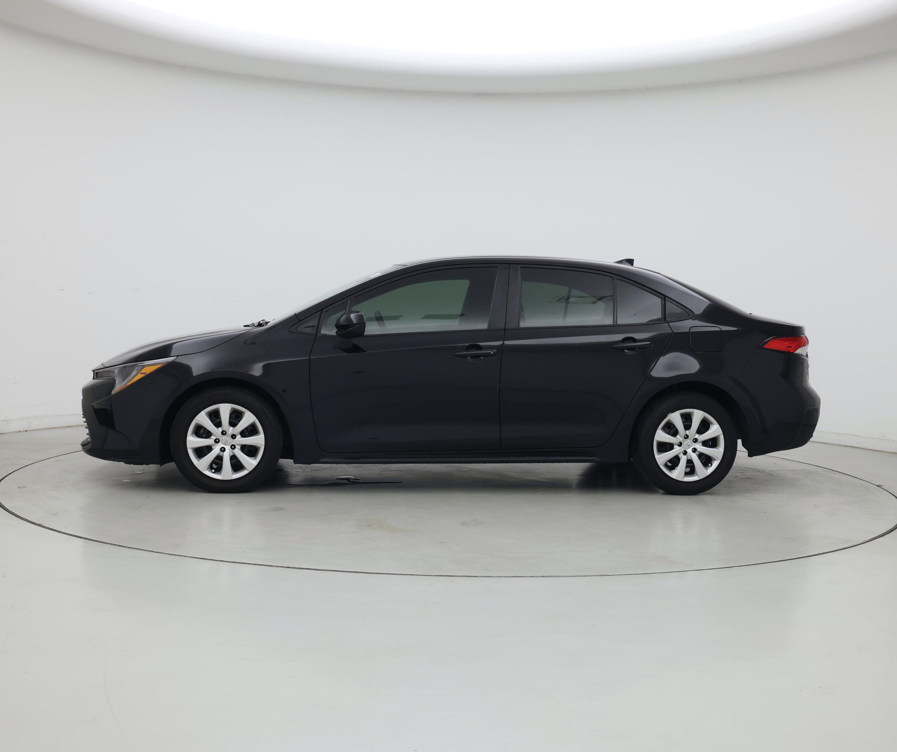 Thumbnail: 2024 Toyota Corolla - 3