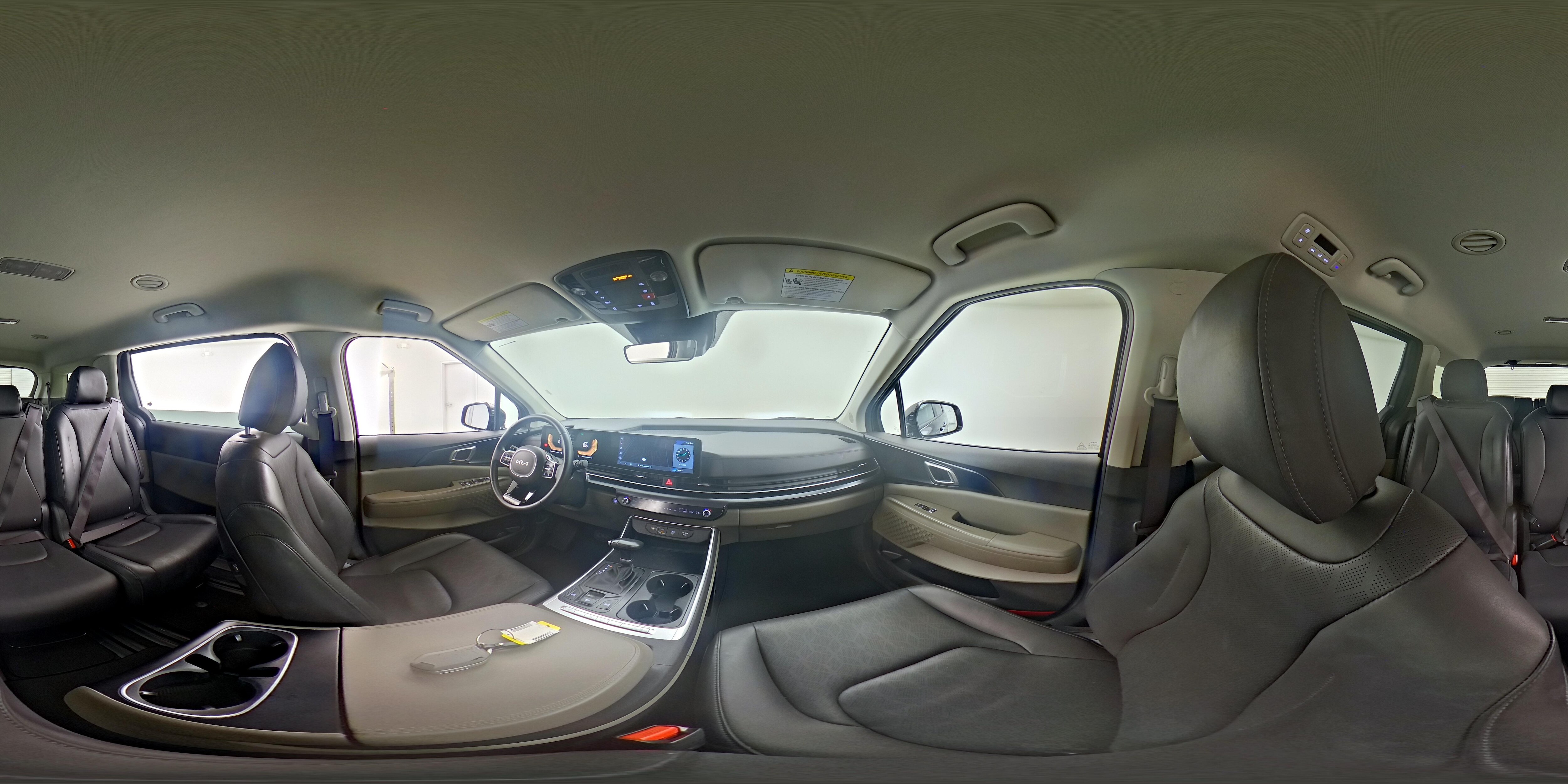 2025 Kia Carnival LXS - Photo 25