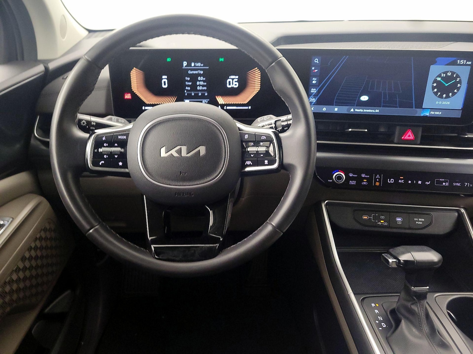2025 Kia Carnival LXS - Photo 11