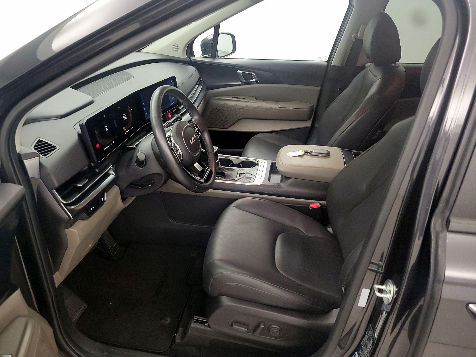 Thumbnail: 2025 Kia Carnival - 11