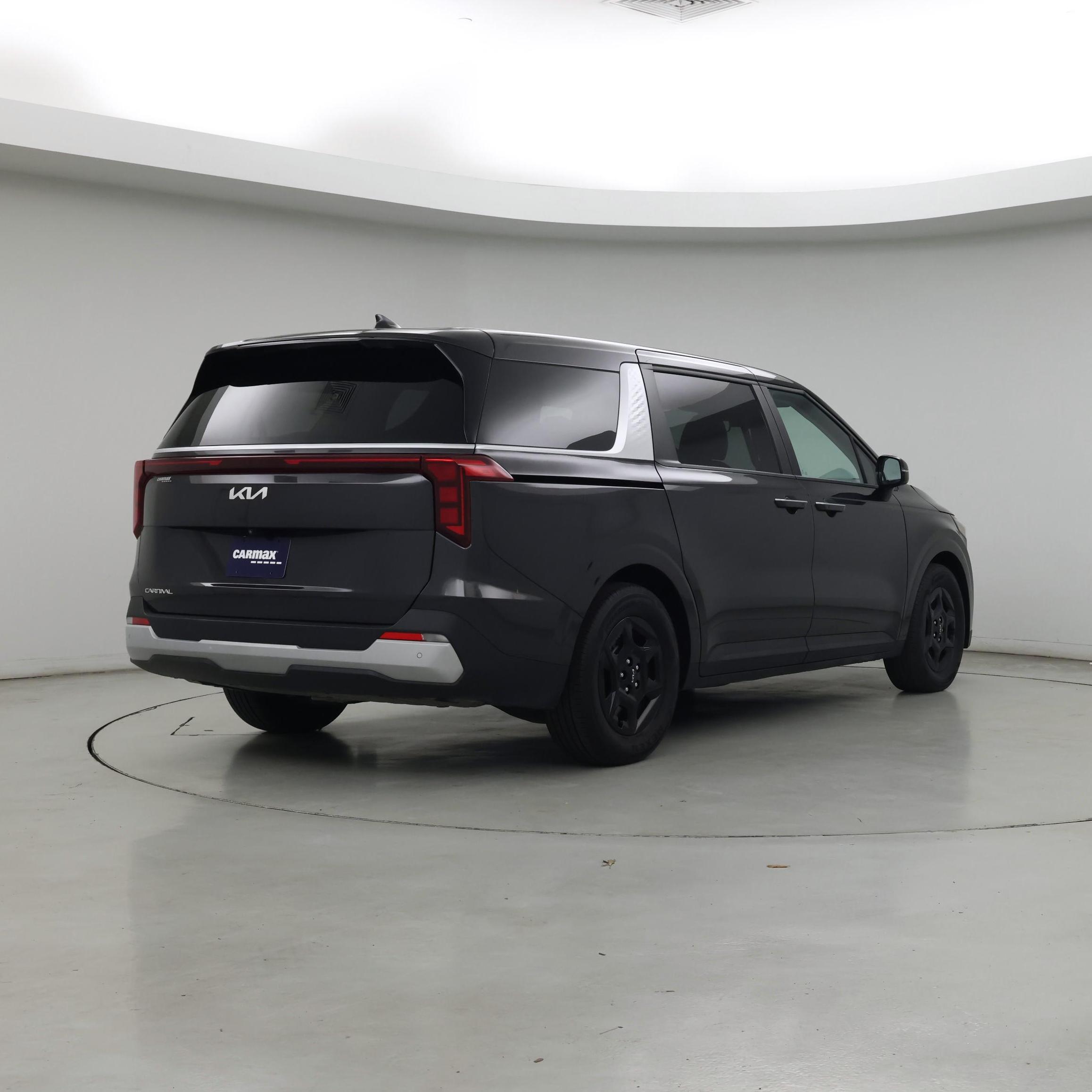 Thumbnail: 2025 Kia Carnival - 8