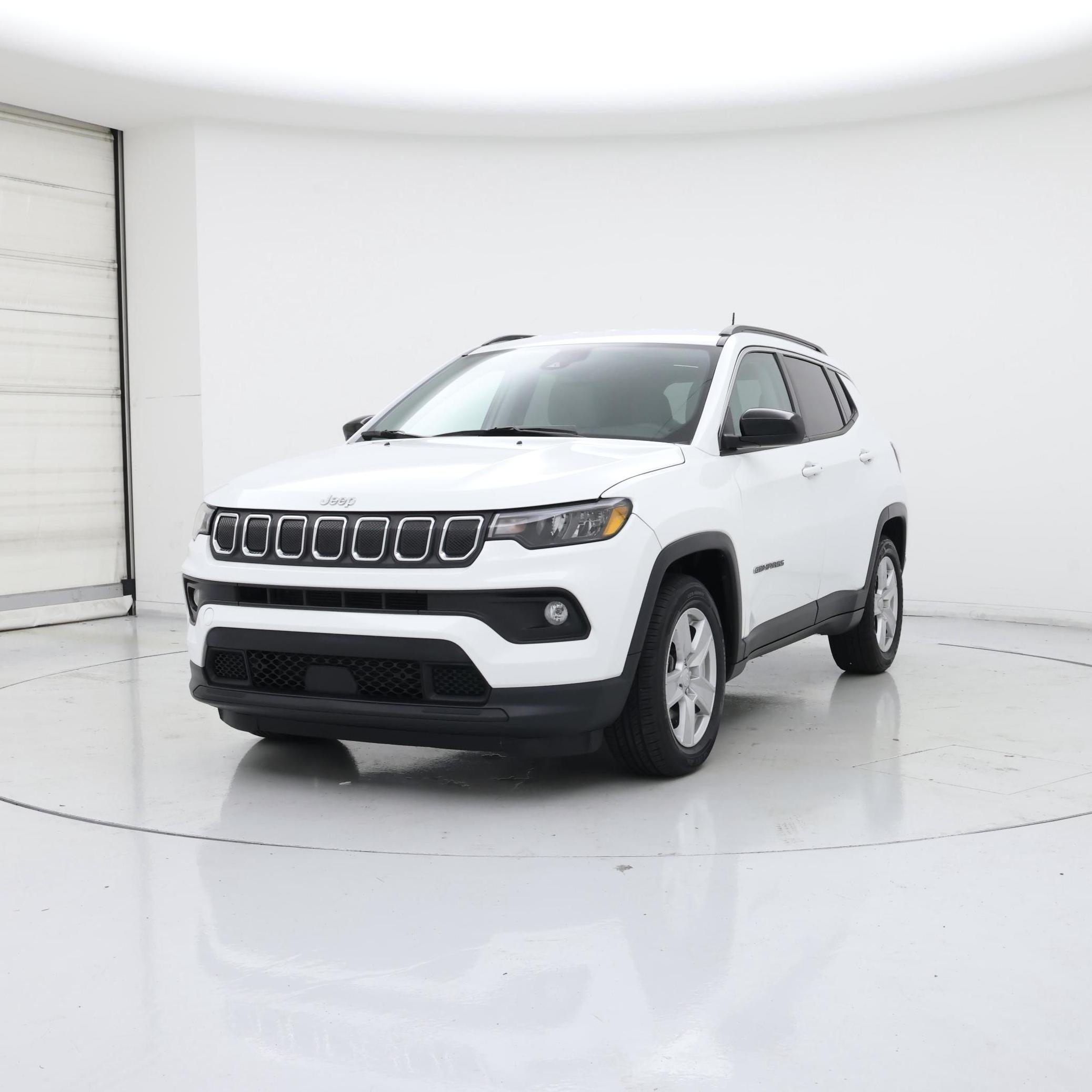 Thumbnail: 2022 Jeep Compass - 4