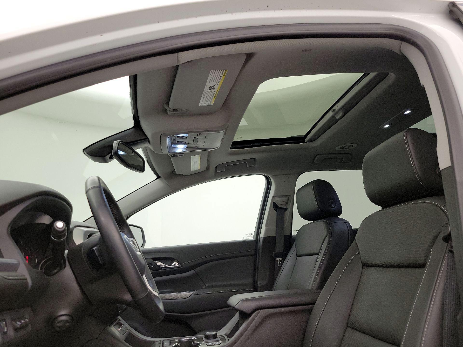 Thumbnail: 2023 GMC Acadia - 19