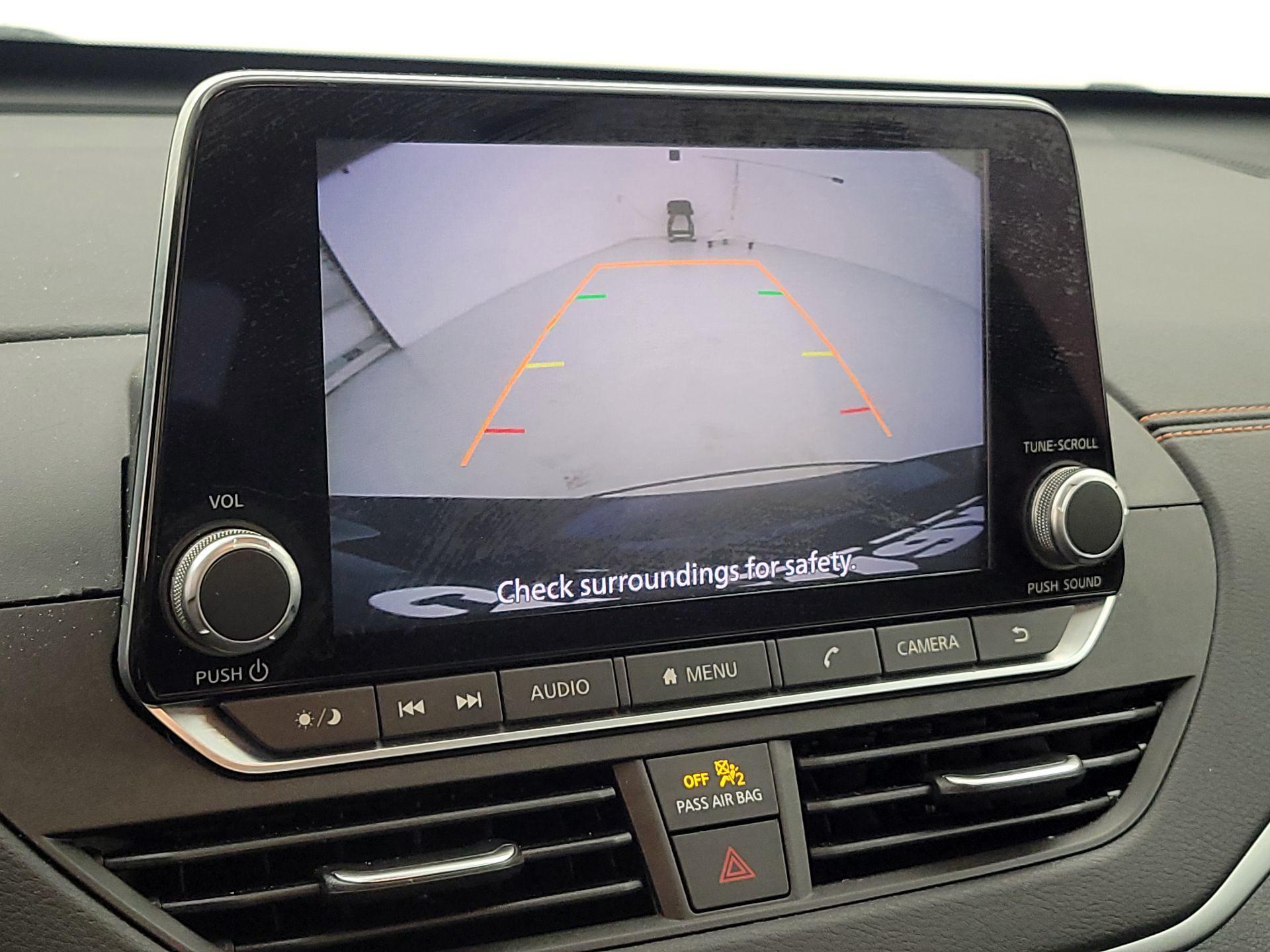 Thumbnail: 2020 Nissan Altima - 14
