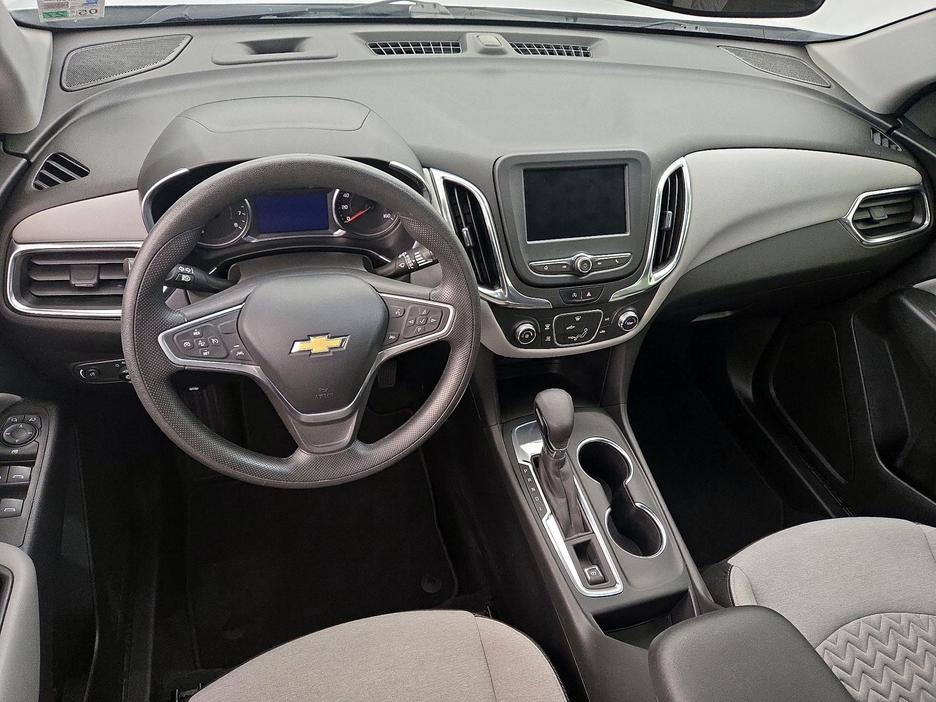 Thumbnail: 2022 Chevrolet Equinox - 9