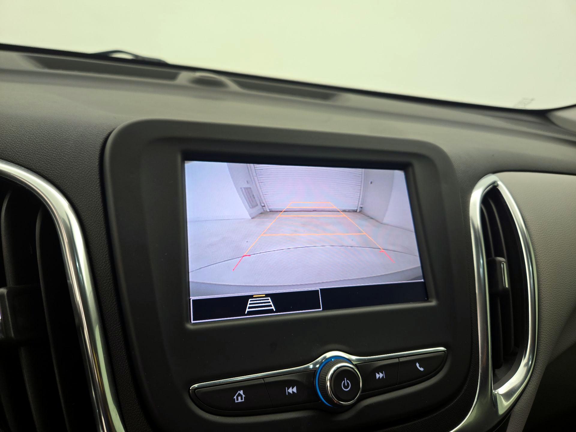 Thumbnail: 2022 Chevrolet Equinox - 14