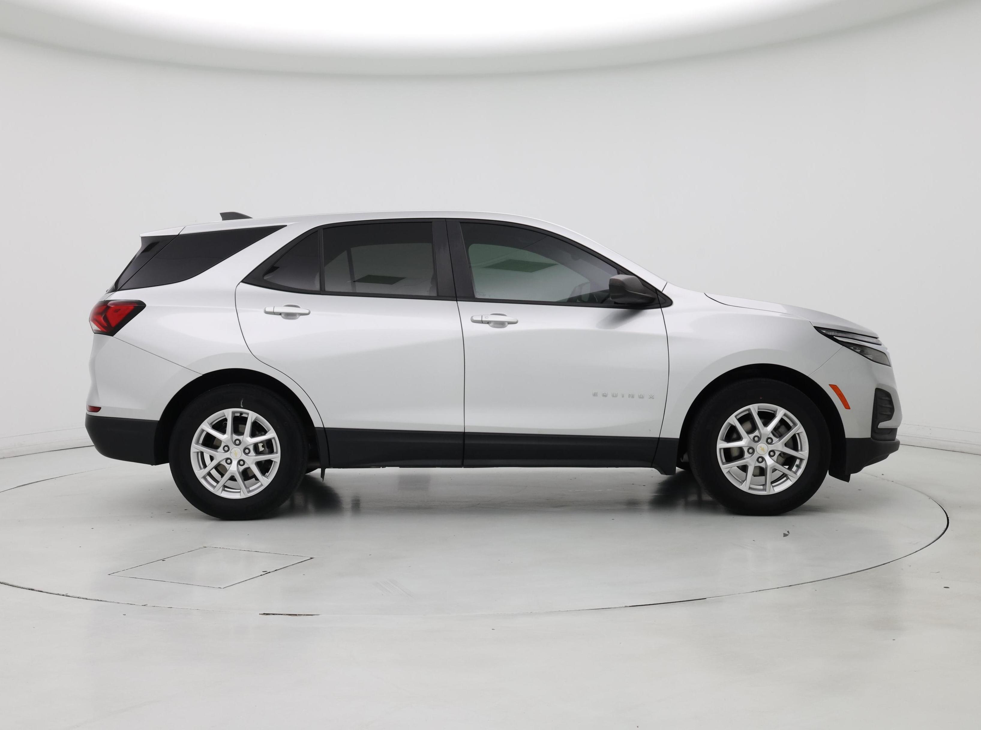 Thumbnail: 2022 Chevrolet Equinox - 7
