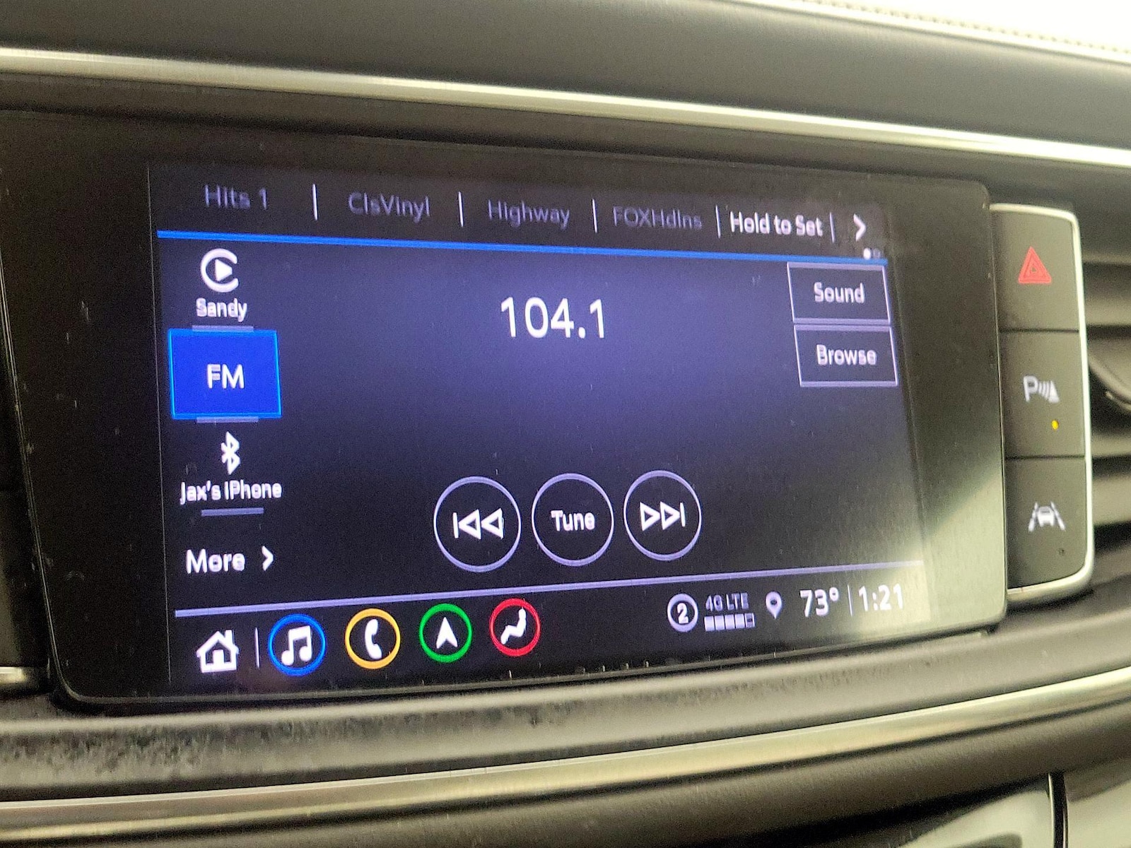 2023 Buick Enclave Essence - Photo 17