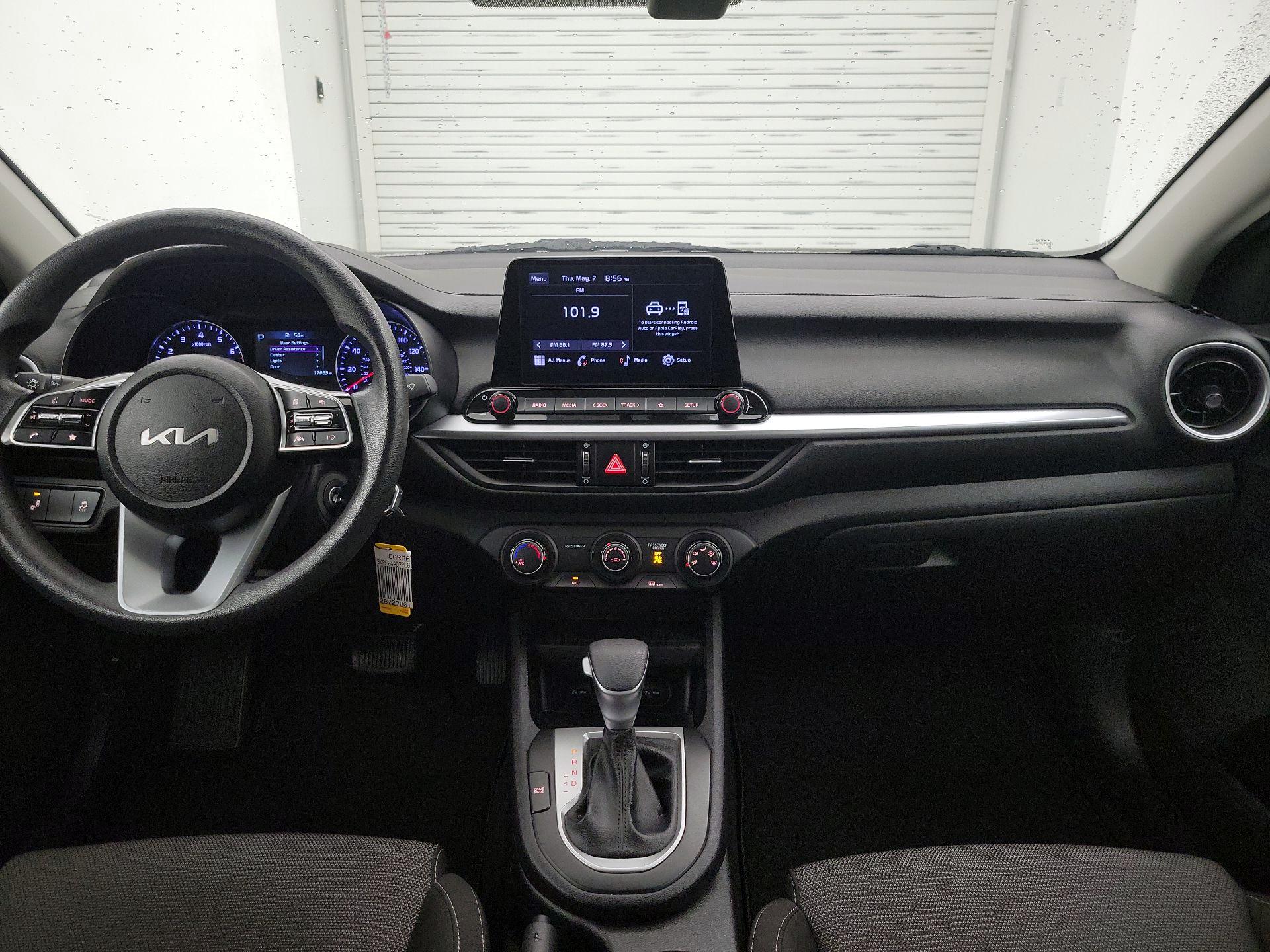 Thumbnail: 2023 Kia Forte - 9