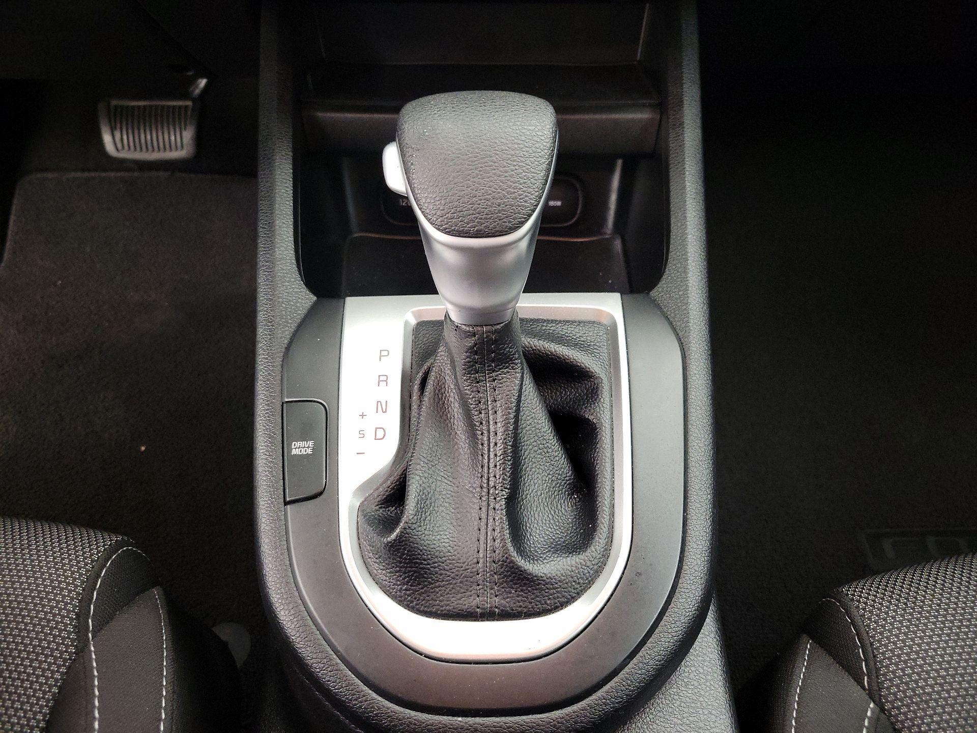 Thumbnail: 2023 Kia Forte - 17
