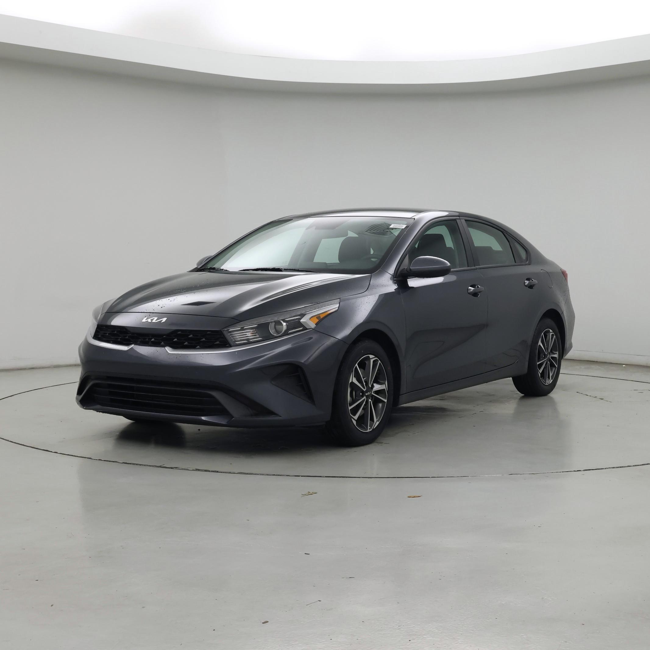 Thumbnail: 2024 Kia Forte - 4