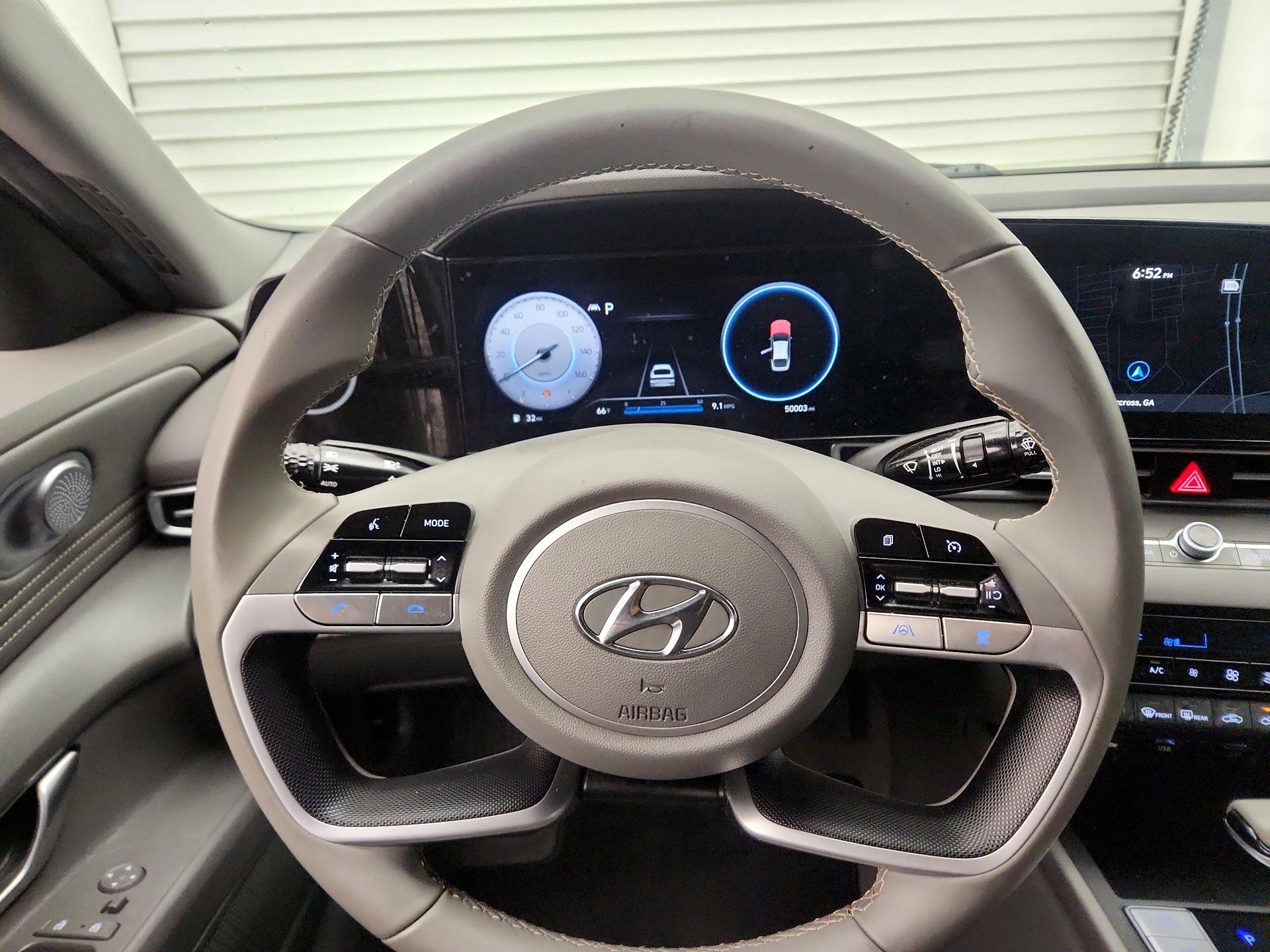 Thumbnail: 2023 Hyundai Elantra - 10