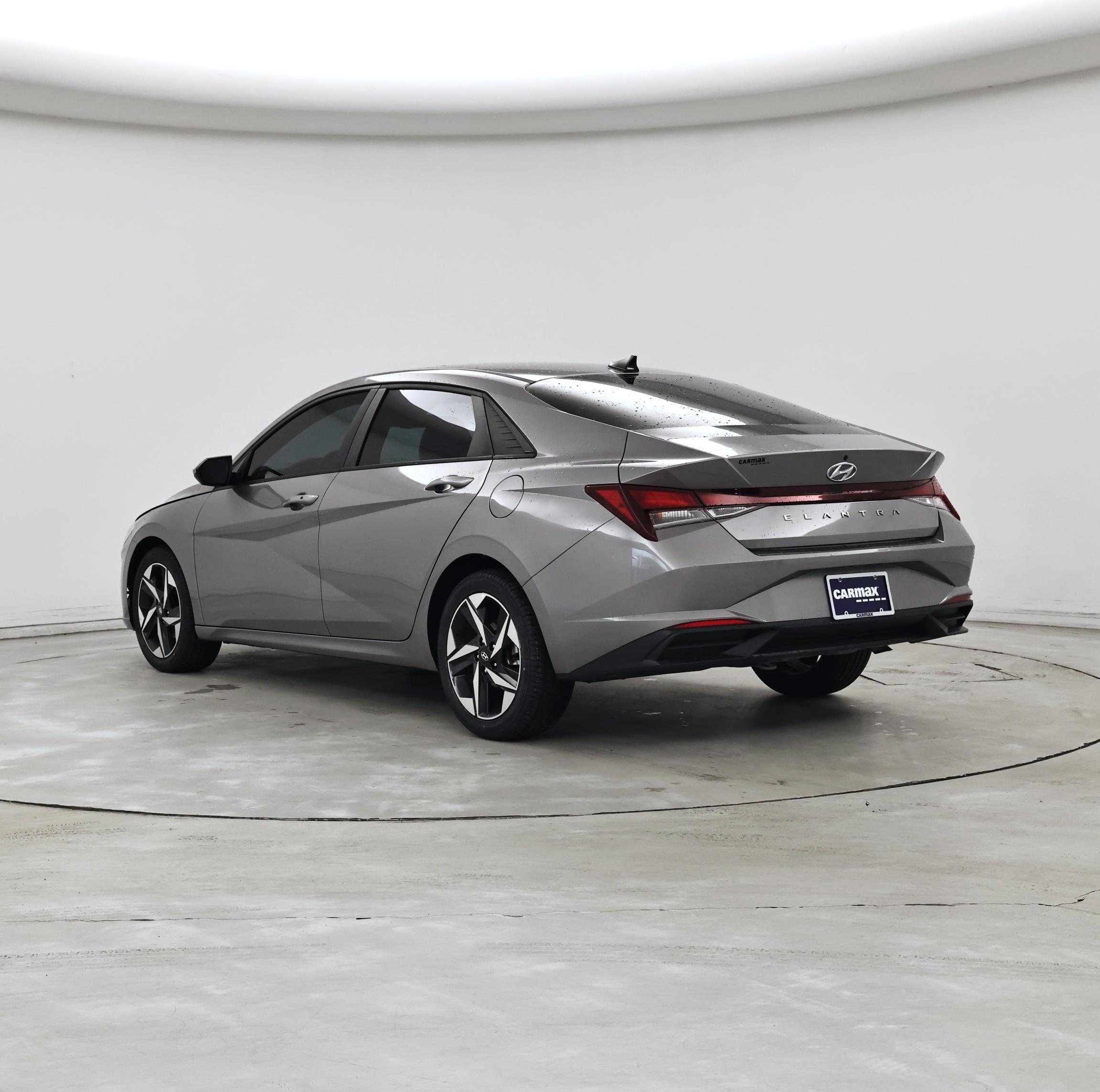 Thumbnail: 2023 Hyundai Elantra - 2