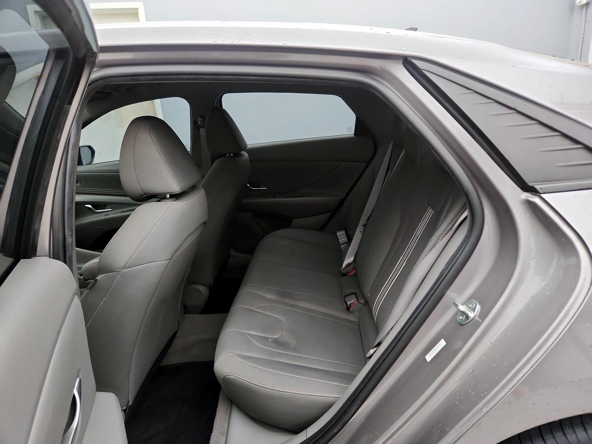 Thumbnail: 2023 Hyundai Elantra - 20