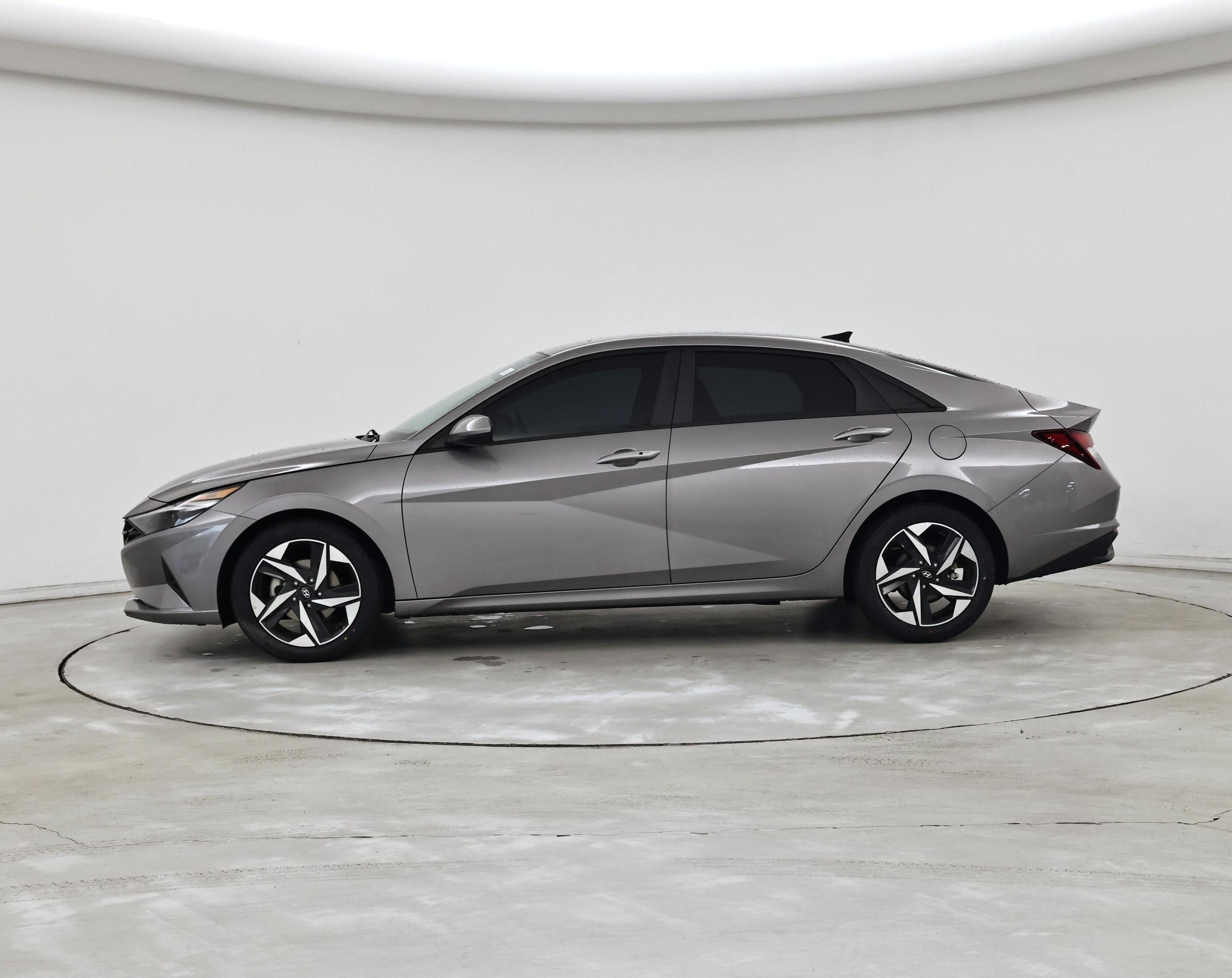 Thumbnail: 2023 Hyundai Elantra - 3