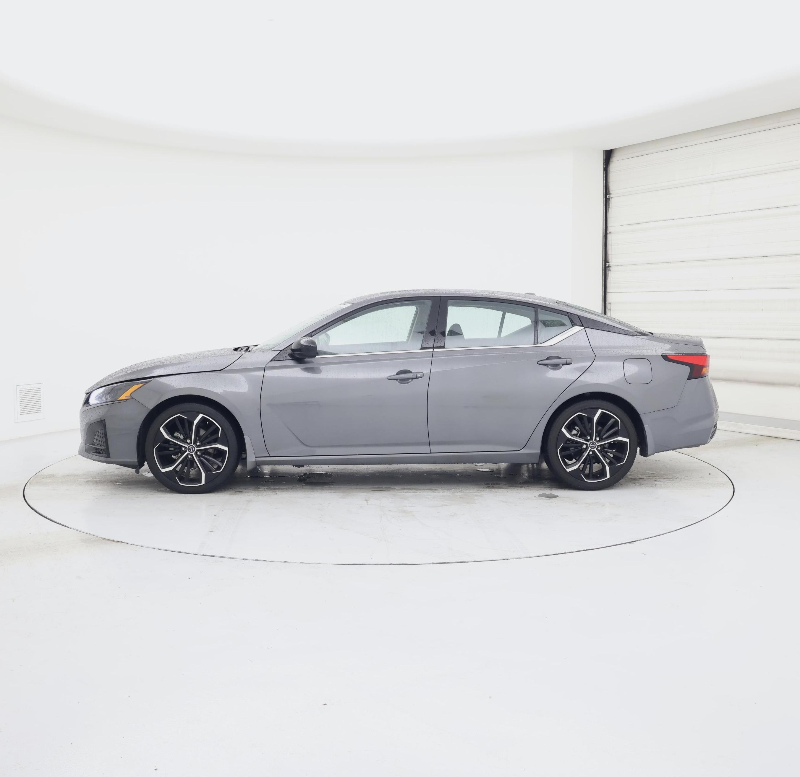 Thumbnail: 2024 Nissan Altima - 3