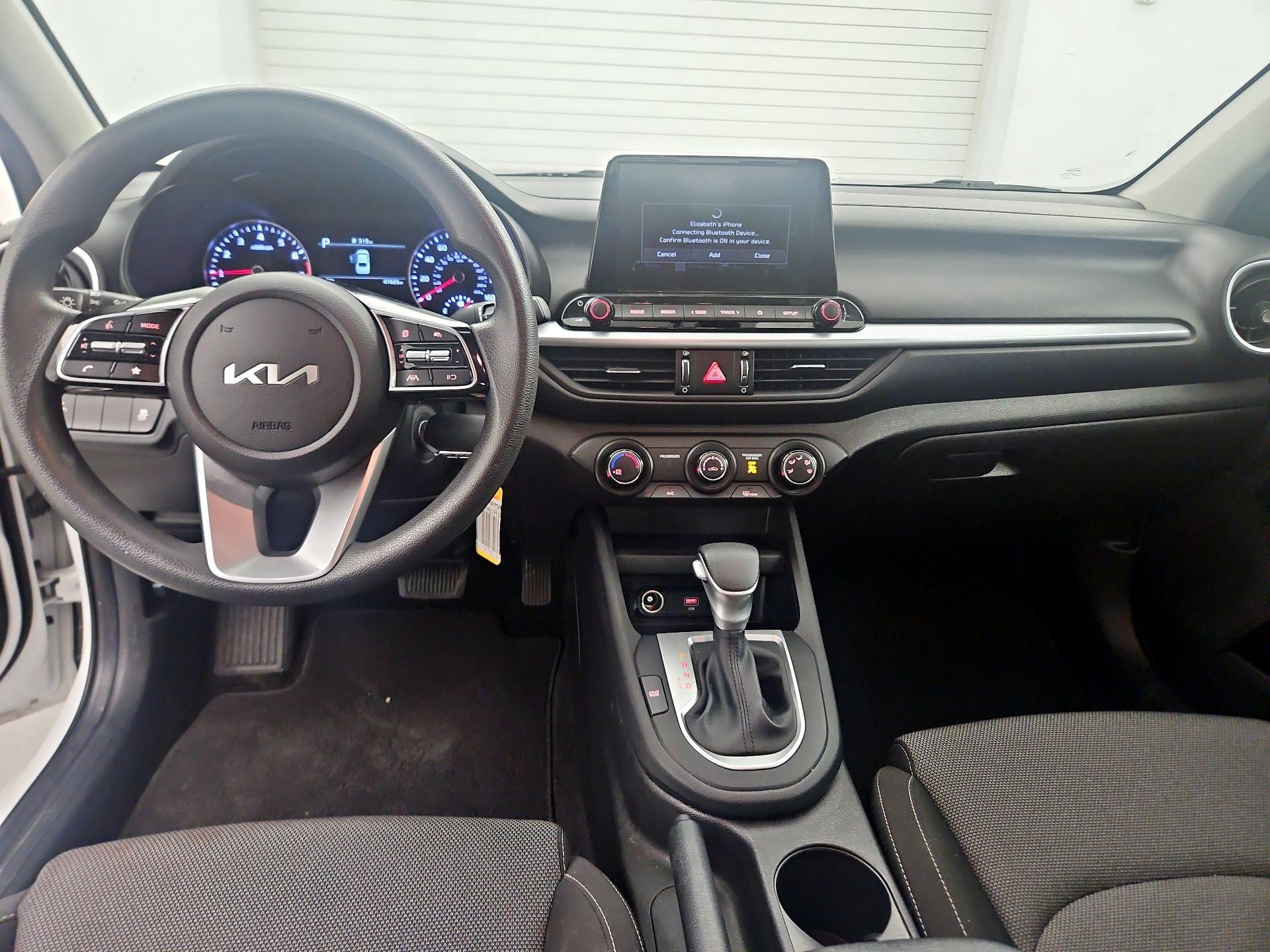 Thumbnail: 2023 Kia Forte - 9