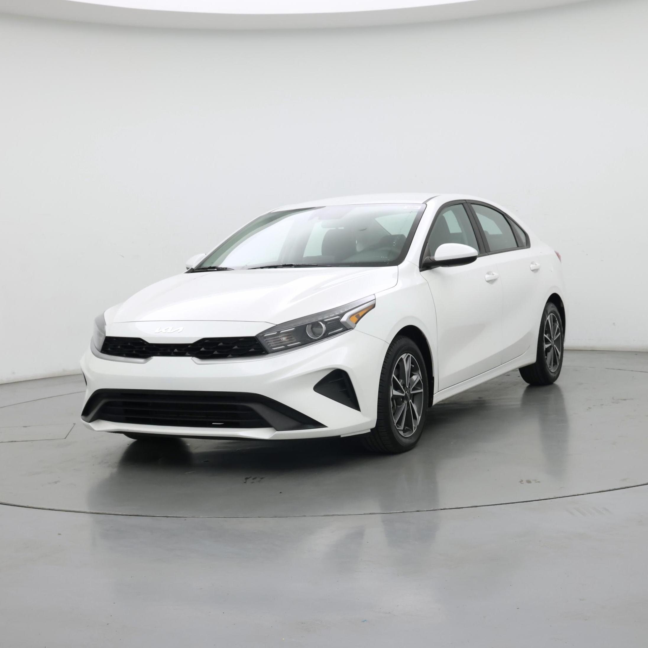 Thumbnail: 2023 Kia Forte - 4