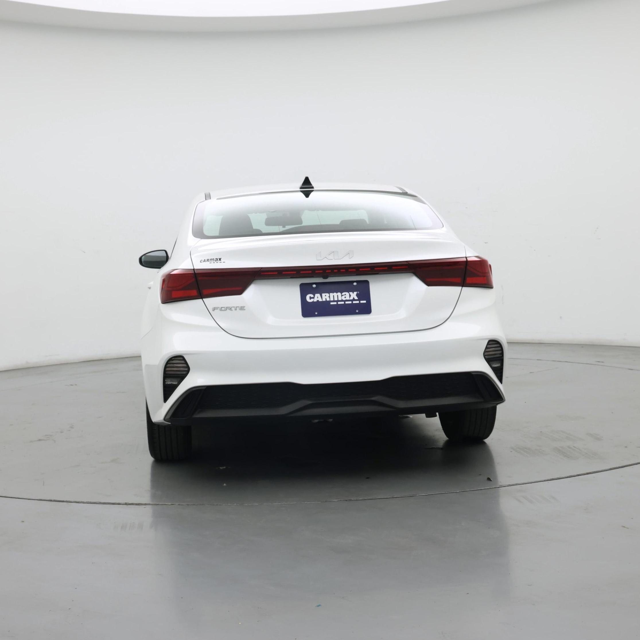 Thumbnail: 2023 Kia Forte - 6