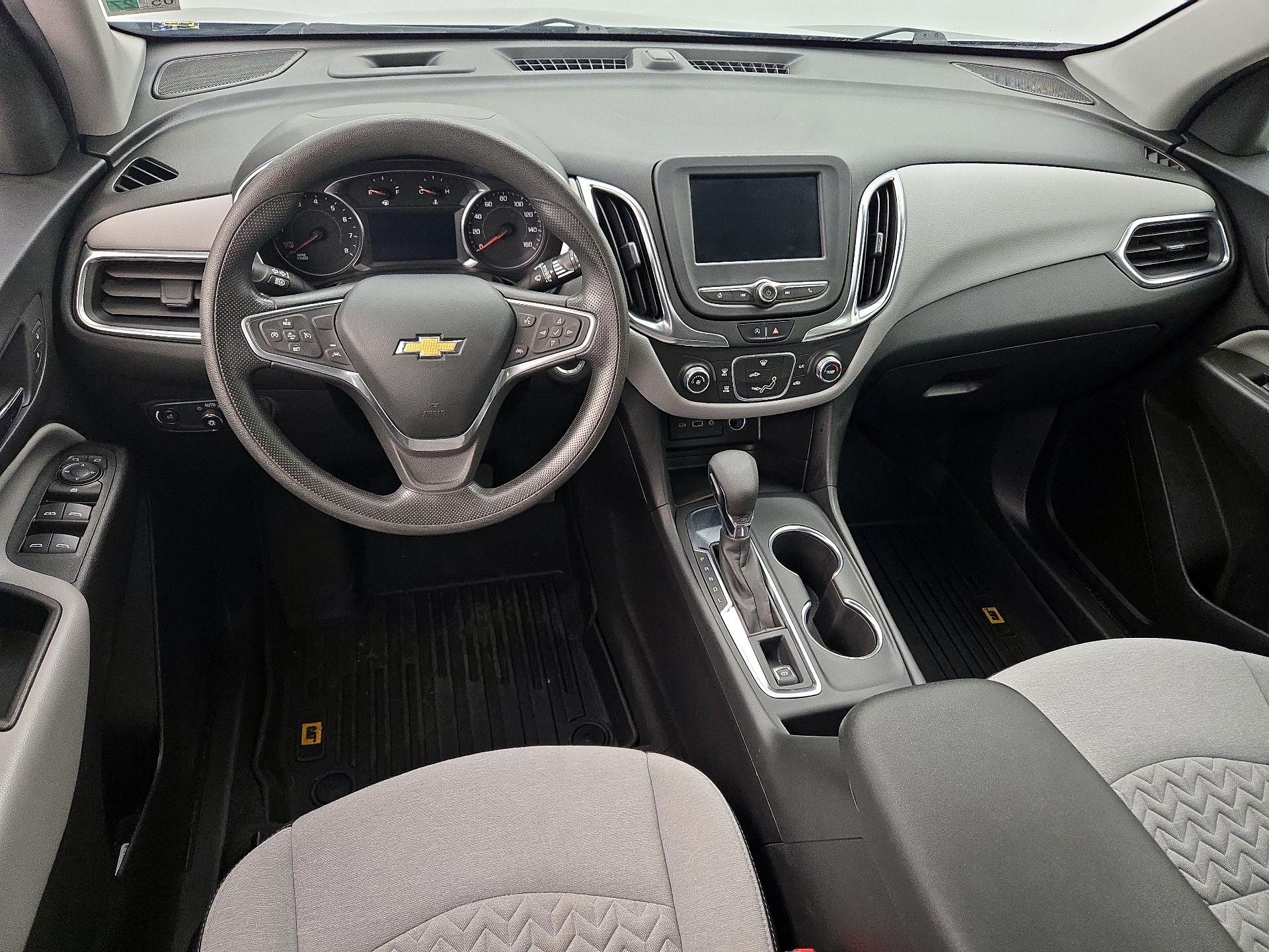 Thumbnail: 2022 Chevrolet Equinox - 9
