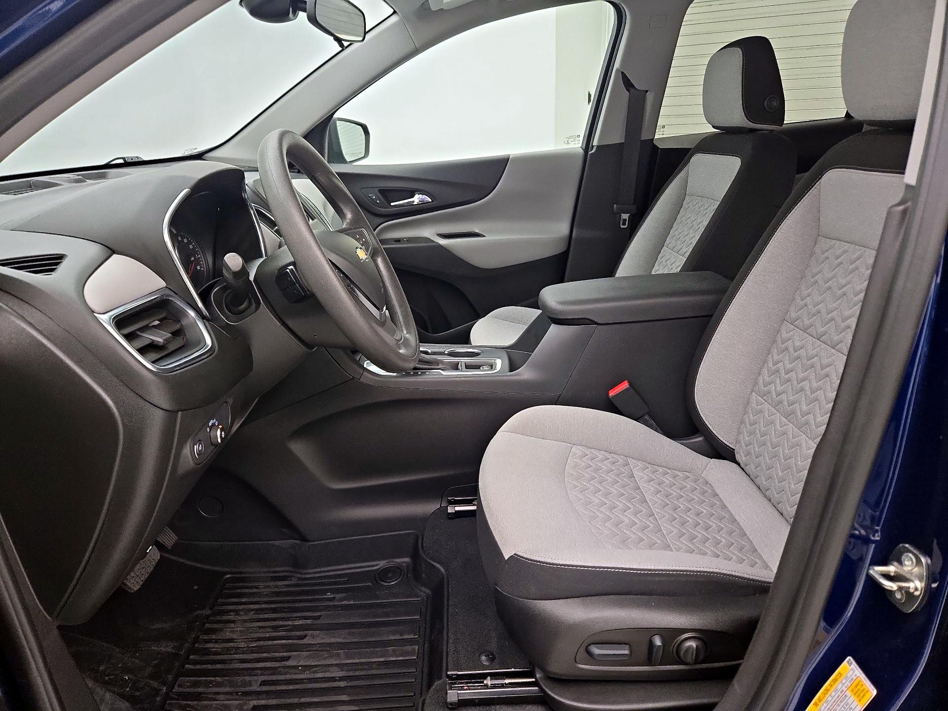 Thumbnail: 2022 Chevrolet Equinox - 11