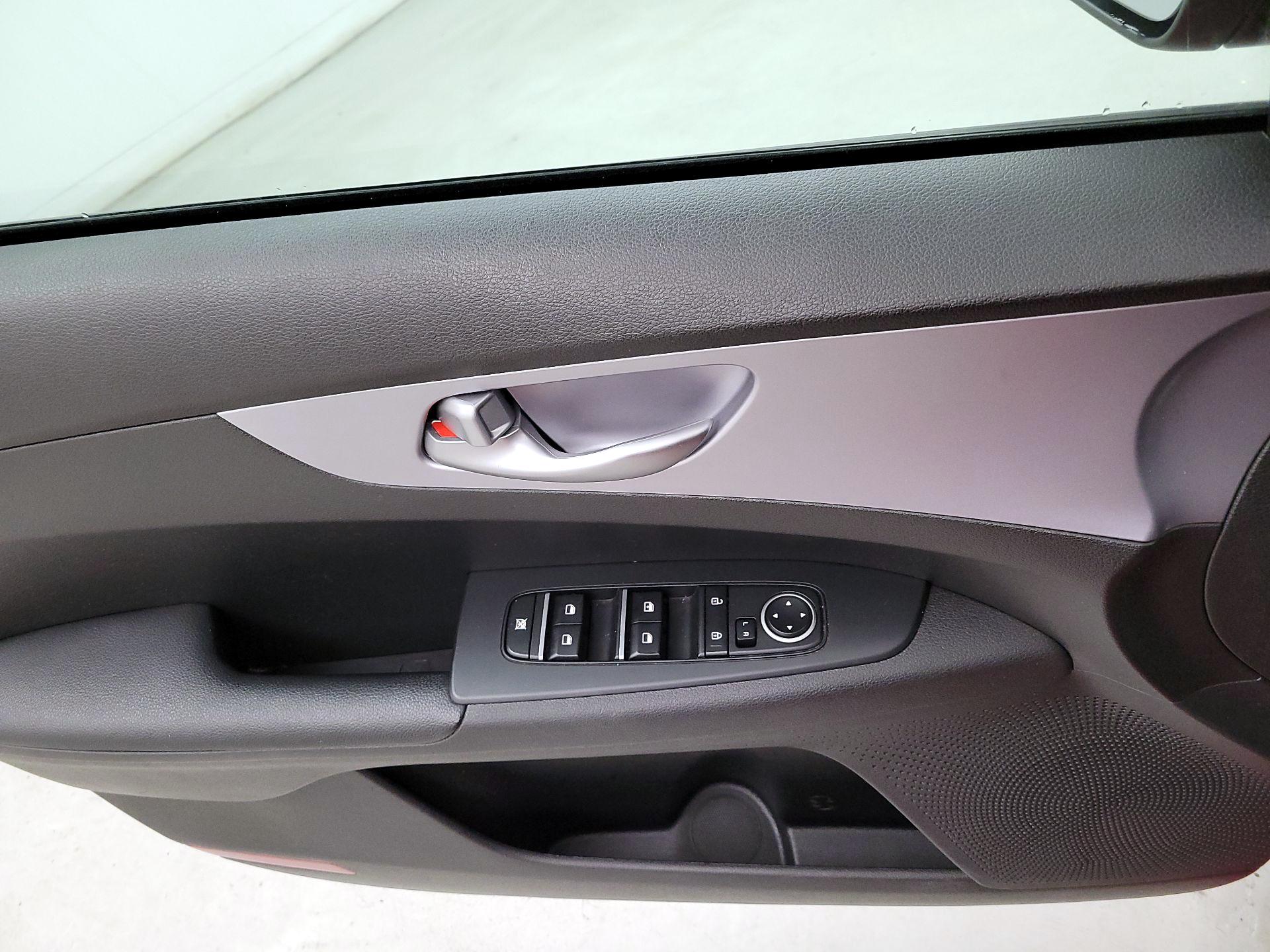 Thumbnail: 2024 Kia Forte - 12