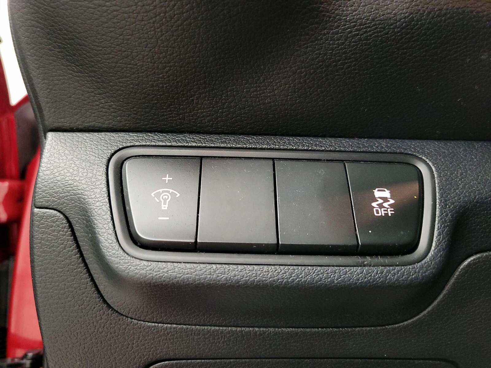 2024 Kia Forte LXS - Photo 14