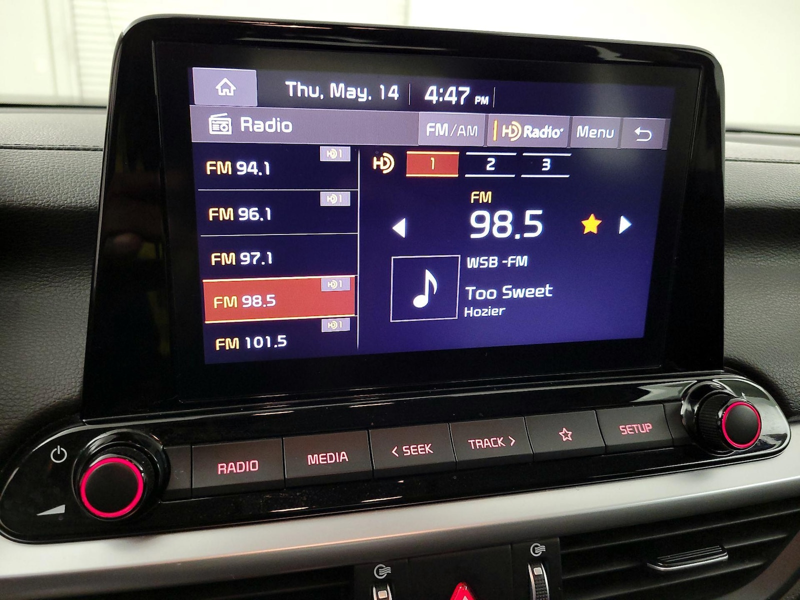2024 Kia Forte LXS - Photo 16