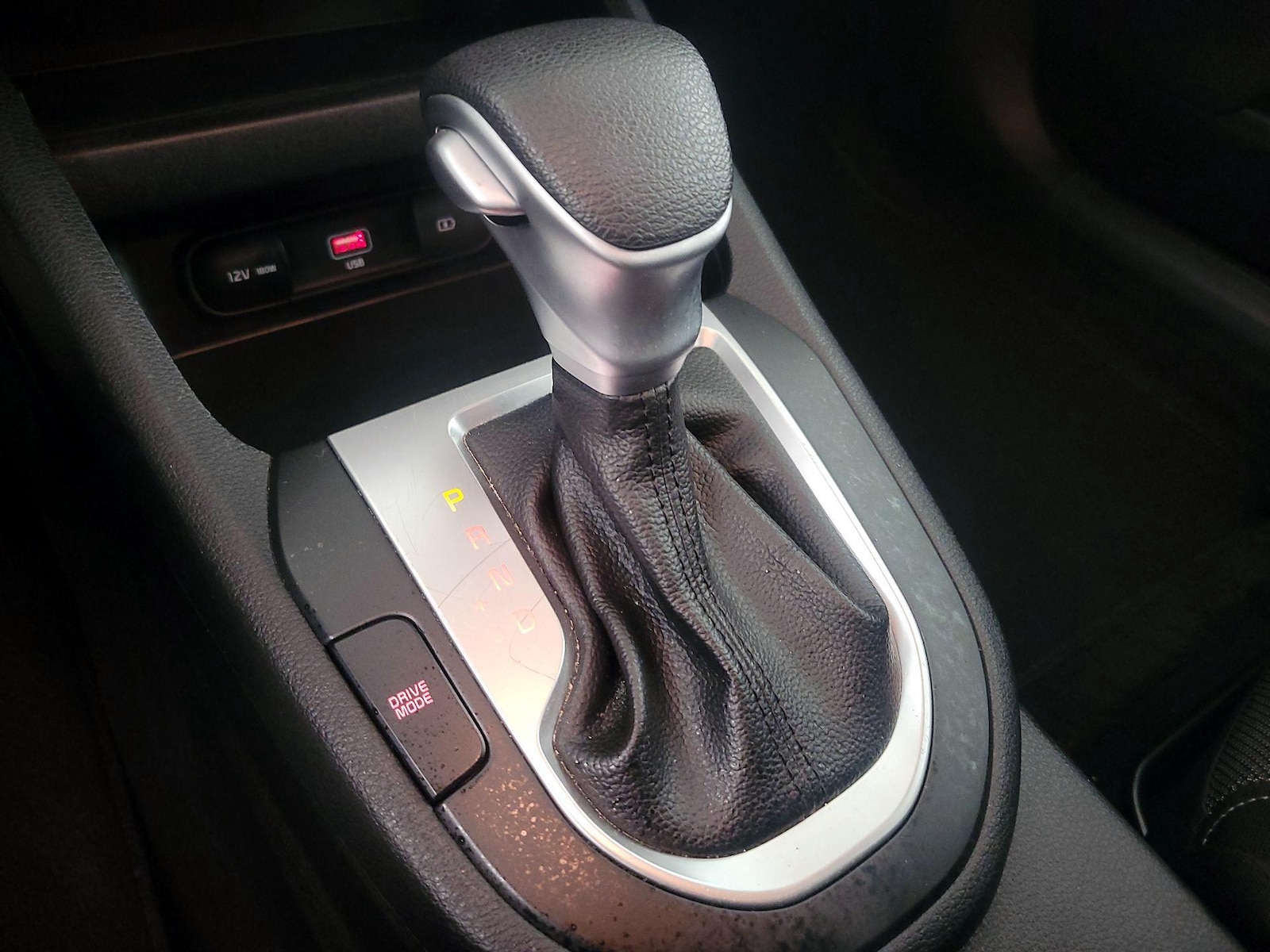 2024 Kia Forte LXS - Photo 18