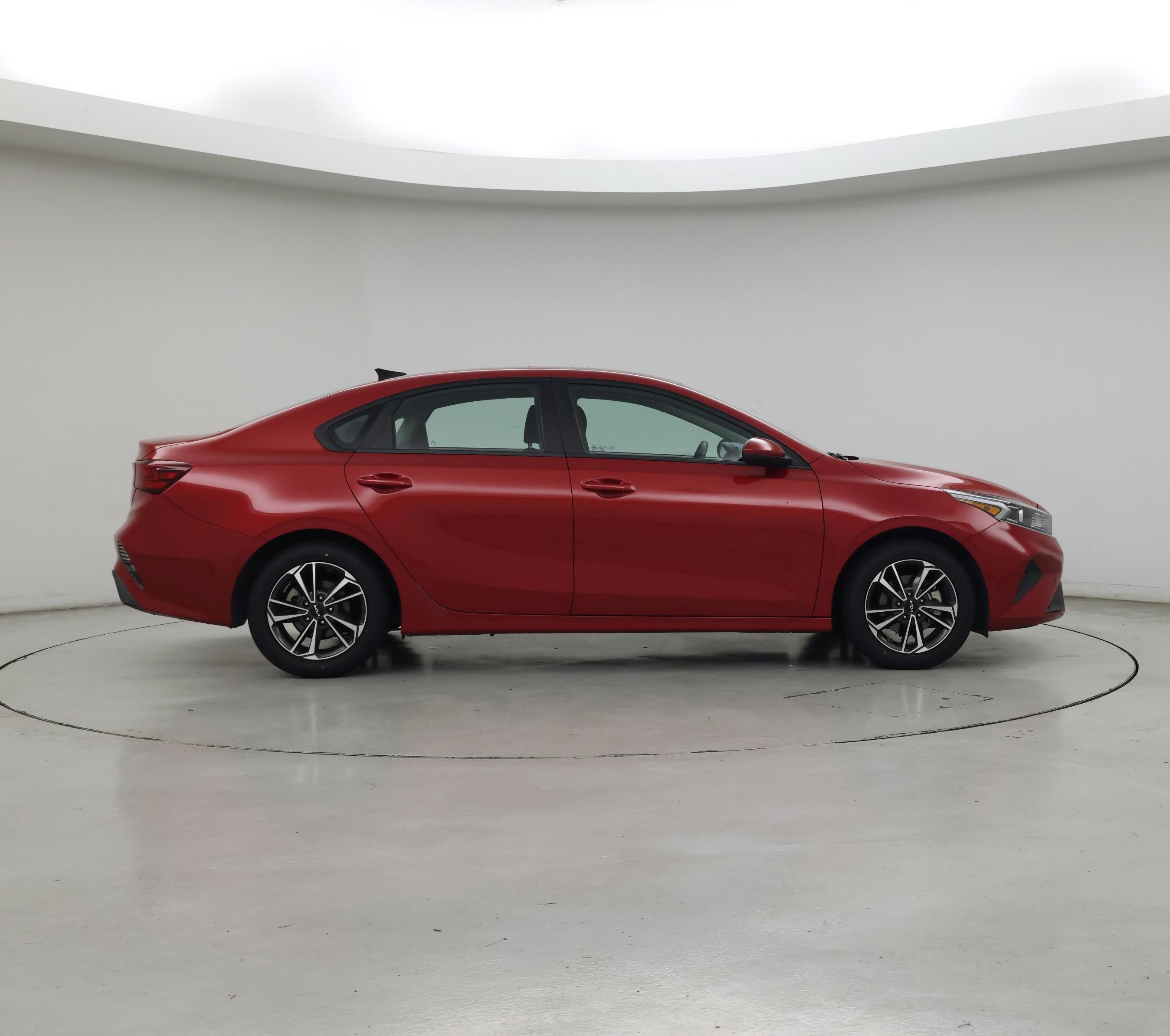 Thumbnail: 2024 Kia Forte - 7