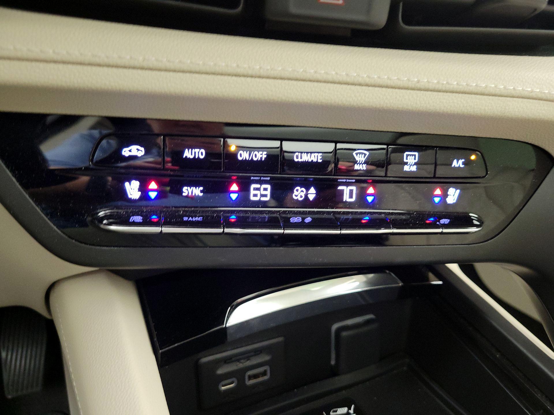Thumbnail: 2023 Buick Envision - 17
