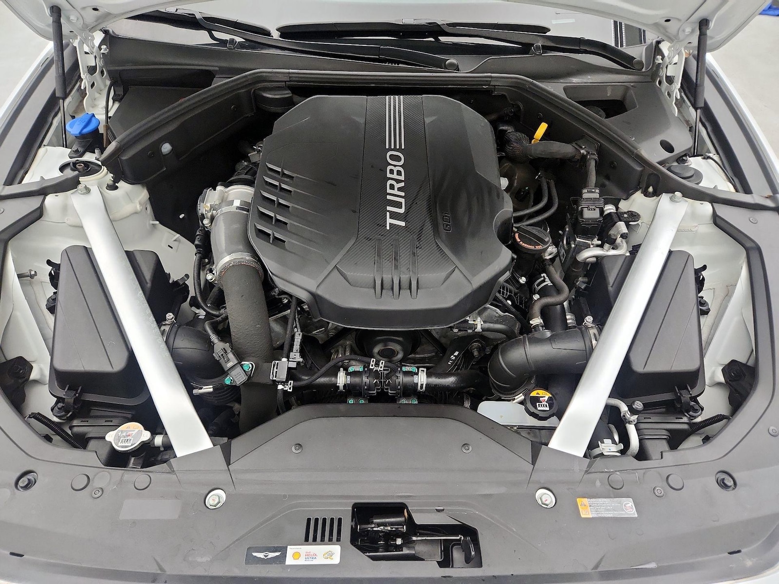 2023 GENESIS G70 Standard - Photo 24