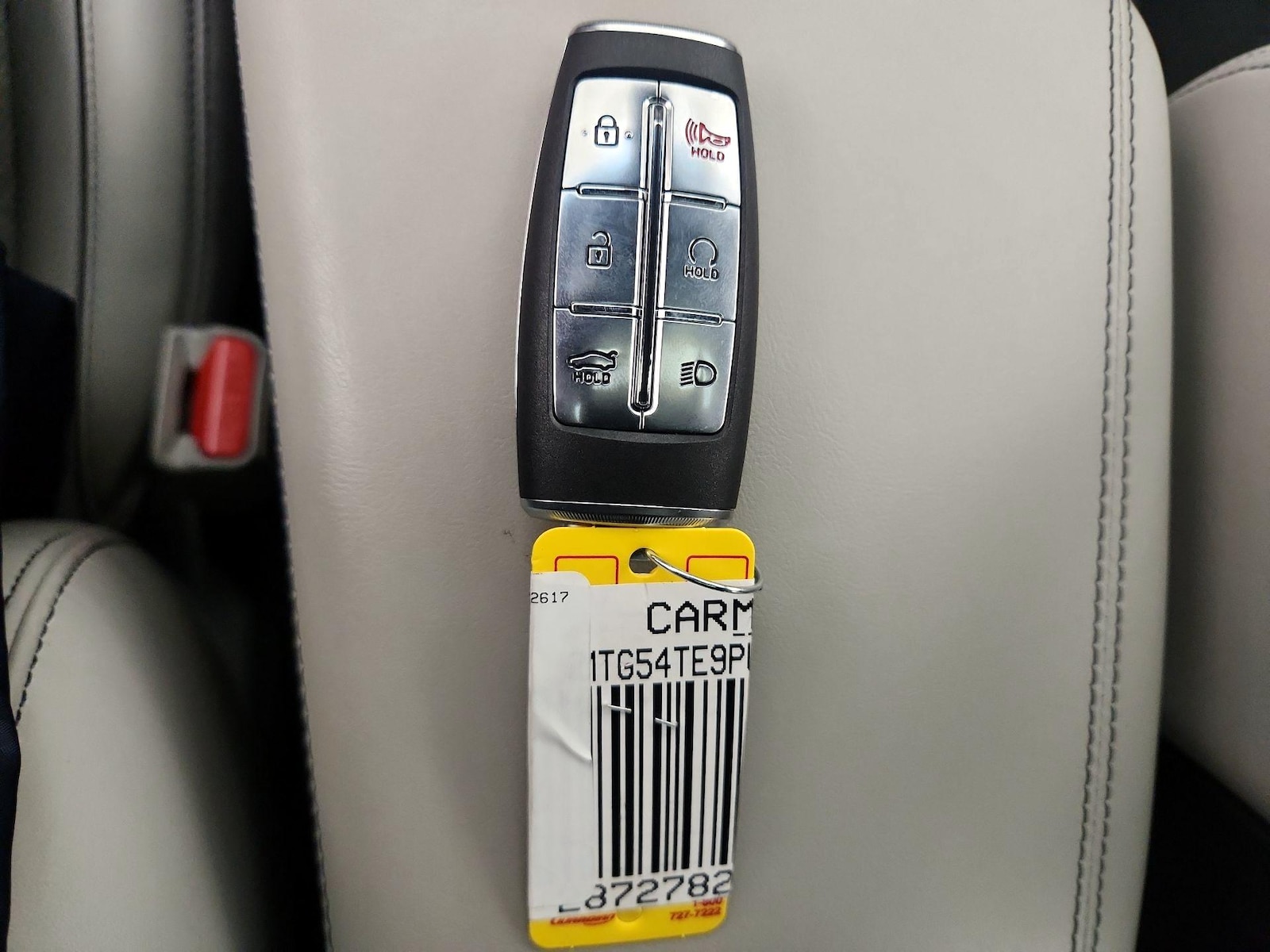 2023 GENESIS G70 Standard - Photo 25